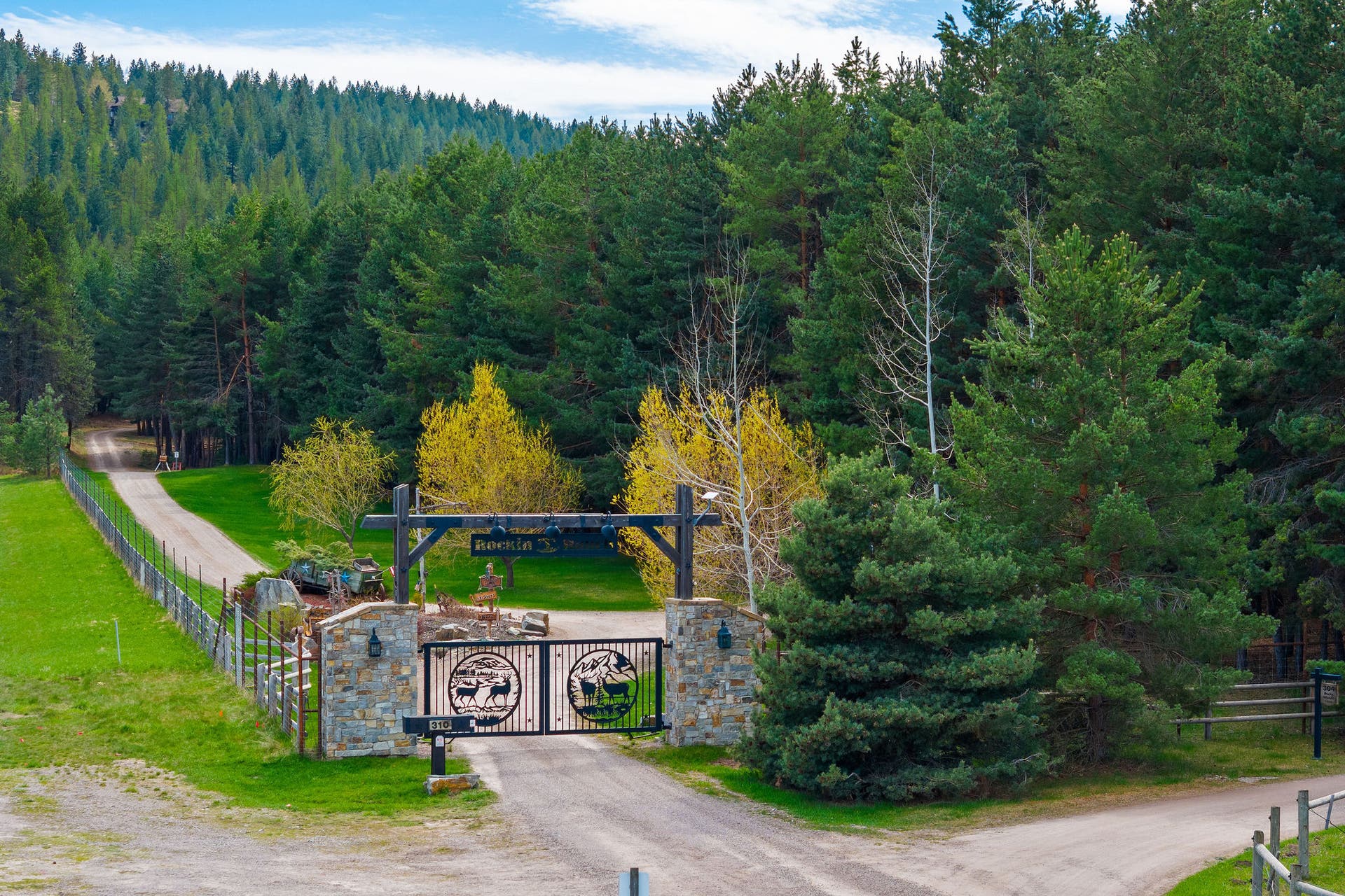 310 Rocky Woods Lane, Bigfork, MT 59911 Gated coded entry