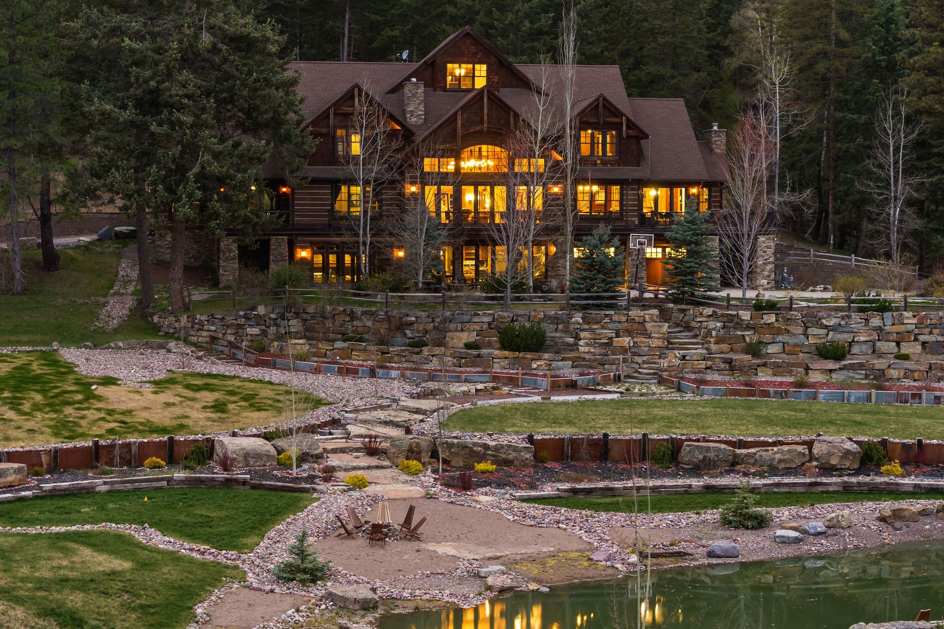 310 Rocky Woods Lane, Bigfork, MT 59911 10 total beds, 10 total baths
