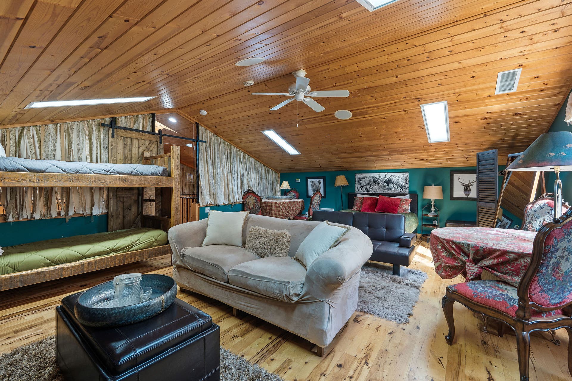 310 Rocky Woods Lane, Bigfork, MT 59911 High ceilings with fan