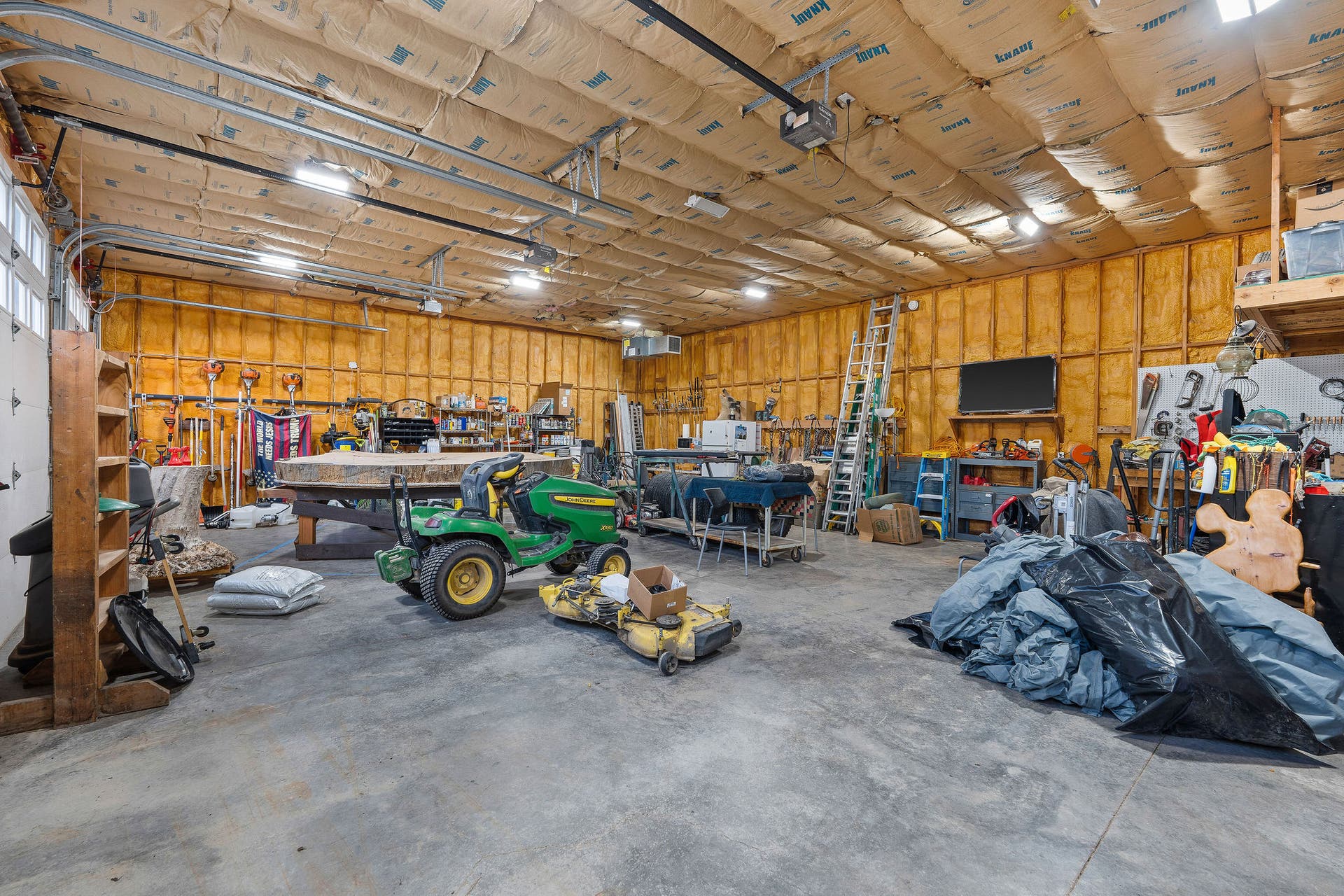 310 Rocky Woods Lane, Bigfork, MT 59911 32'x48', heated, spray insulation, concrete floor