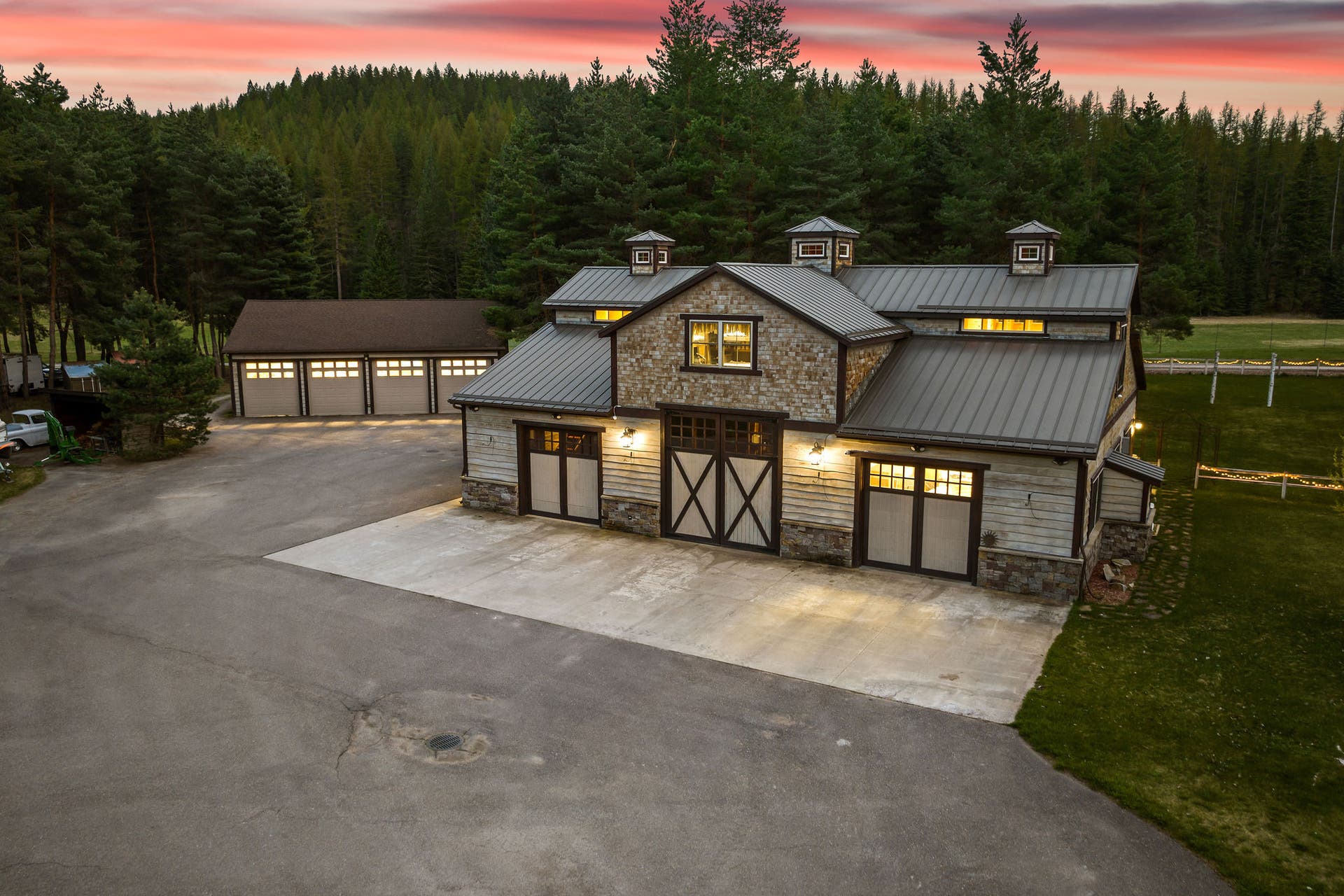 310 Rocky Woods Lane, Bigfork, MT 59911 4,262 SF, purpose-built for large gatherings