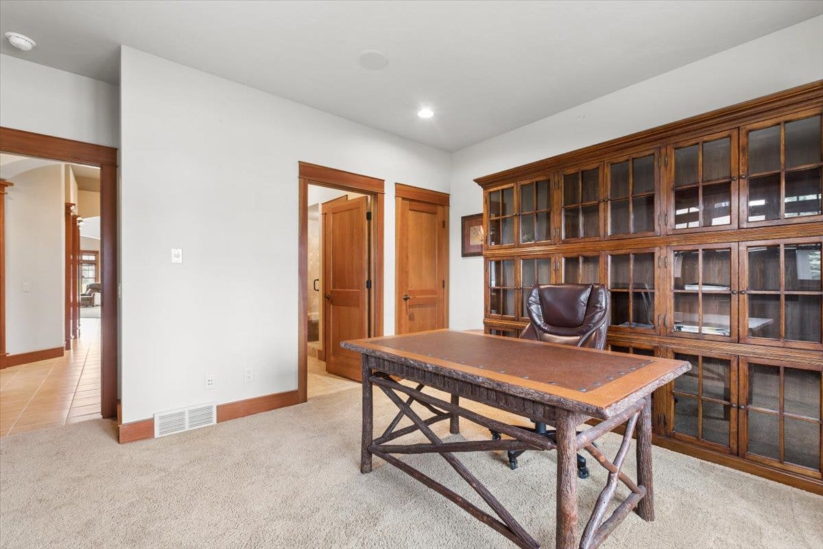 334 Eagle Bend Drive, Bigfork, MT 59911 334 Eagle Bend Drive, Bigfork, MT 59911