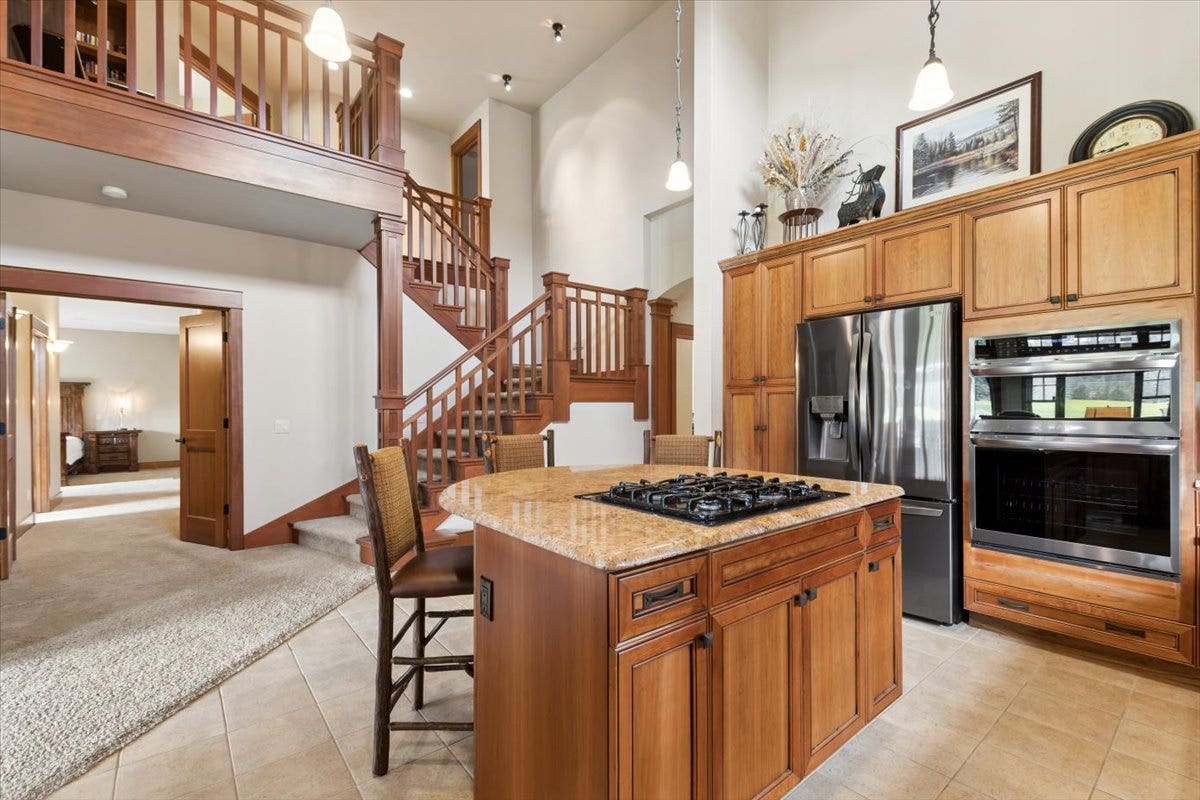 334 Eagle Bend Drive, Bigfork, MT 59911 334 Eagle Bend Drive, Bigfork, MT 59911