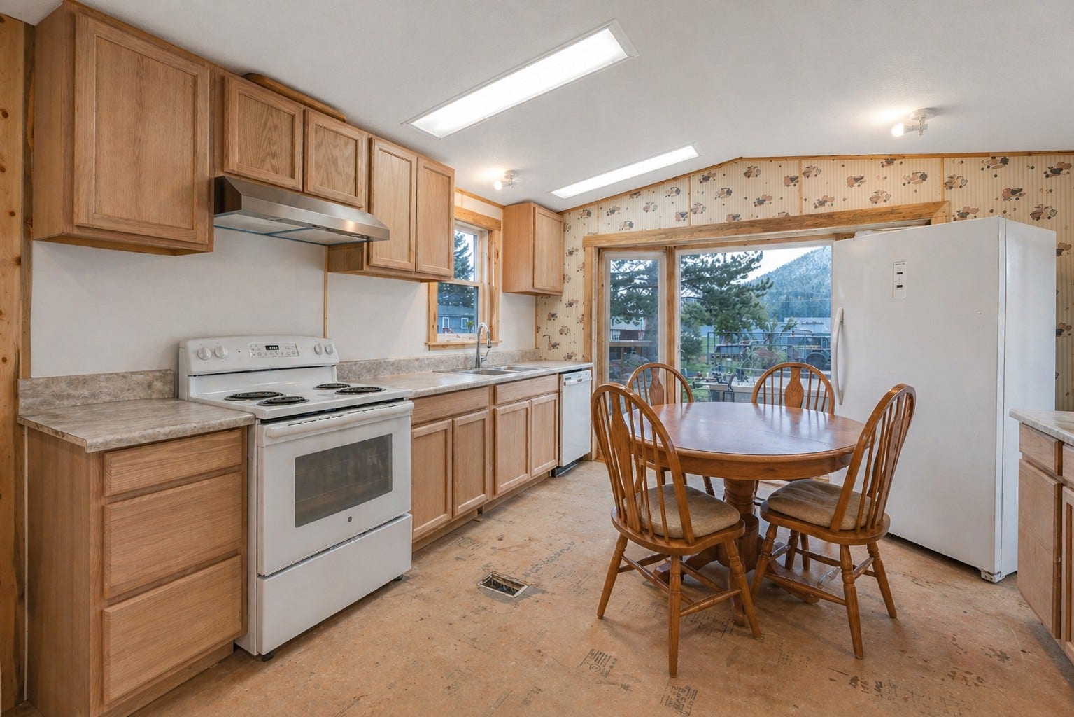 1230 Big Pines Lane, Missoula, MT 59802