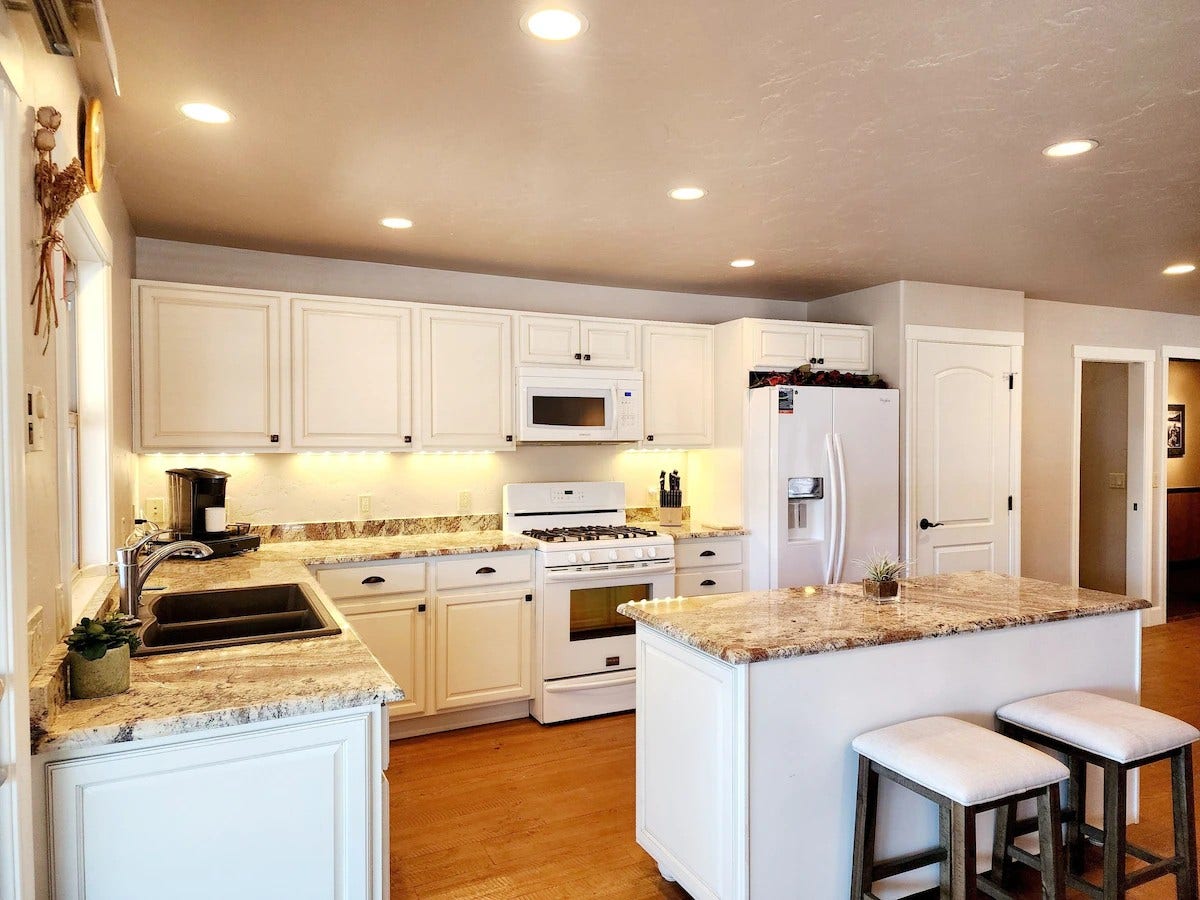 425 Grand Drive, Bigfork, MT 59911 425 Grand Drive, Bigfork, MT 59911