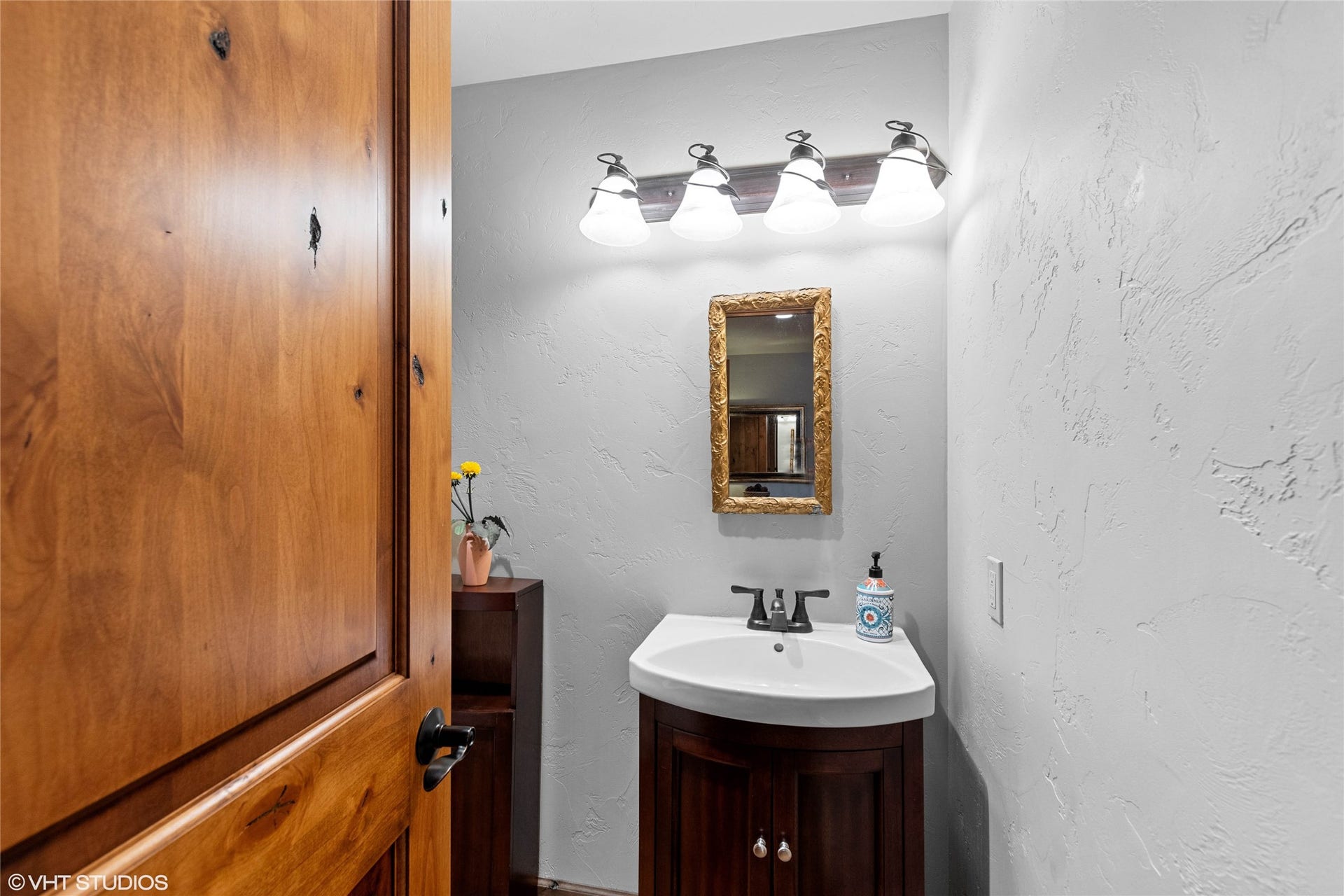 425 Grand Drive, Bigfork, MT 59911 1/2 Bath Unit C