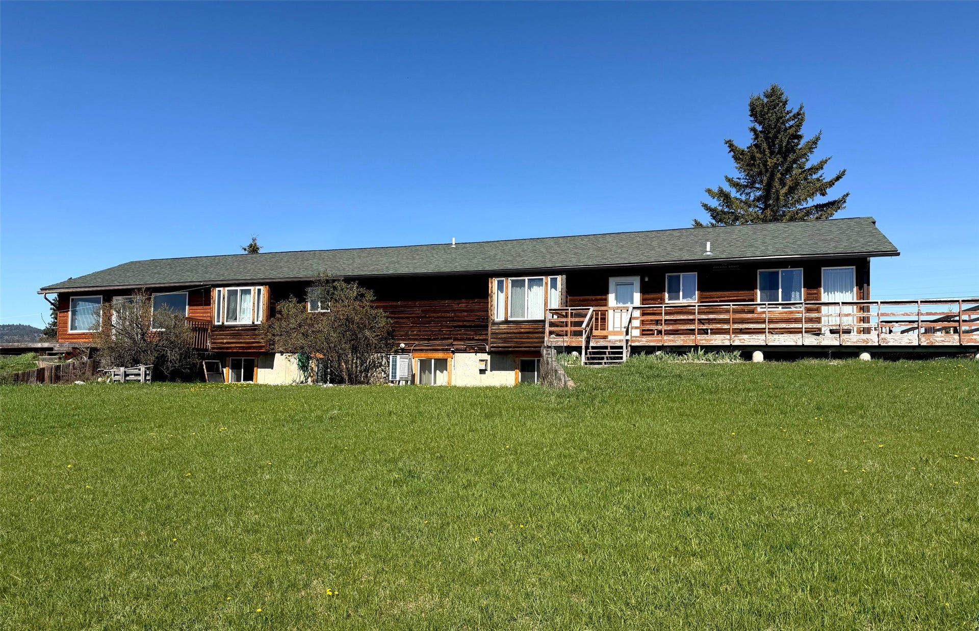 1662 & 1660 US Hwy 2 W, Kalispell, MT 59901