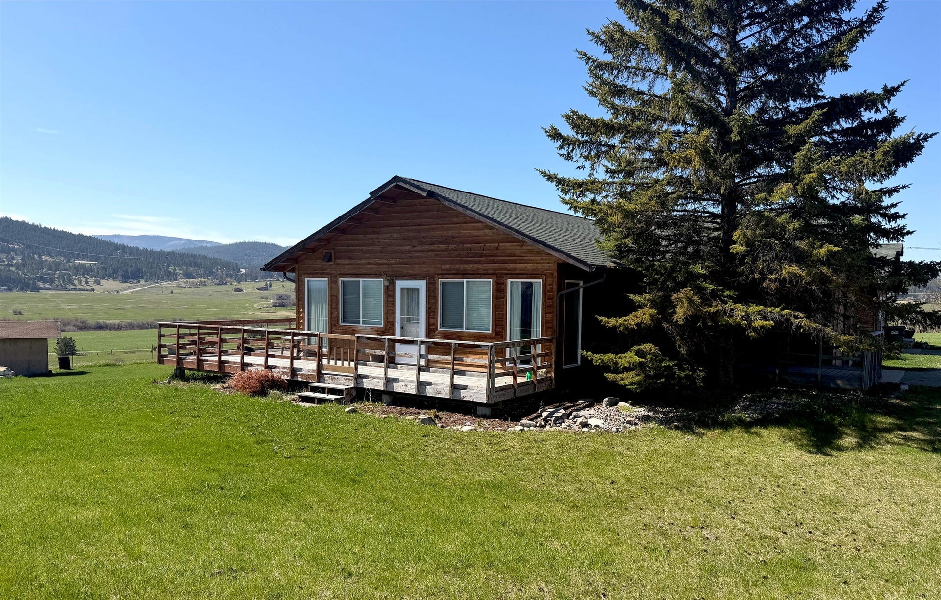 1662 & 1660 US Hwy 2 W, Kalispell, MT 59901