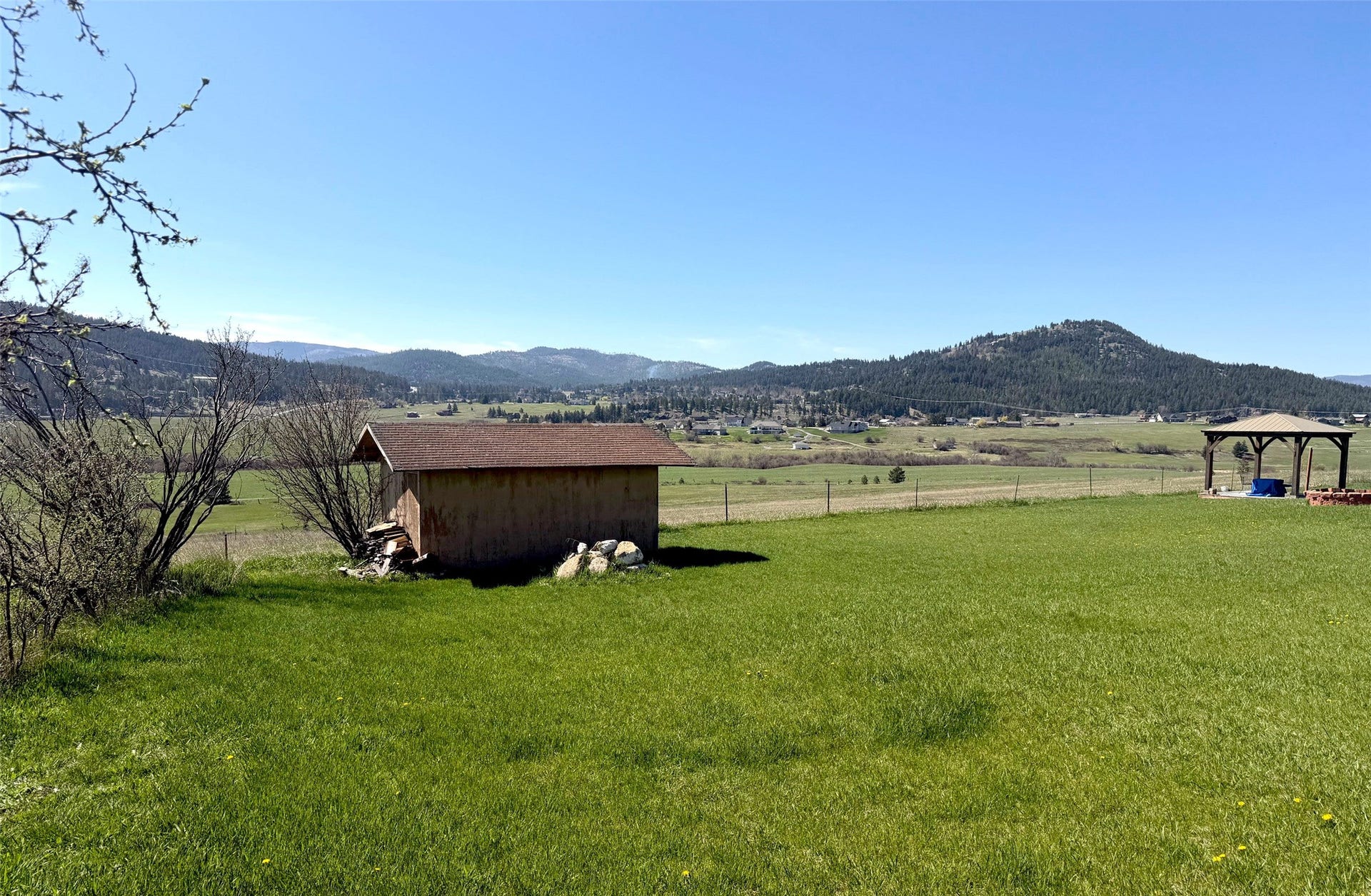 1662 & 1660 US Hwy 2 W, Kalispell, MT 59901