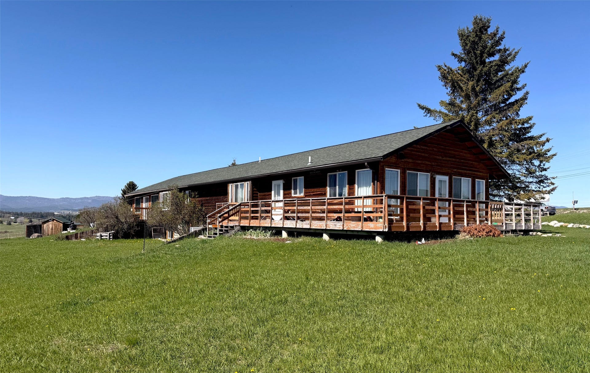1662 & 1660 US Hwy 2 W, Kalispell, MT 59901