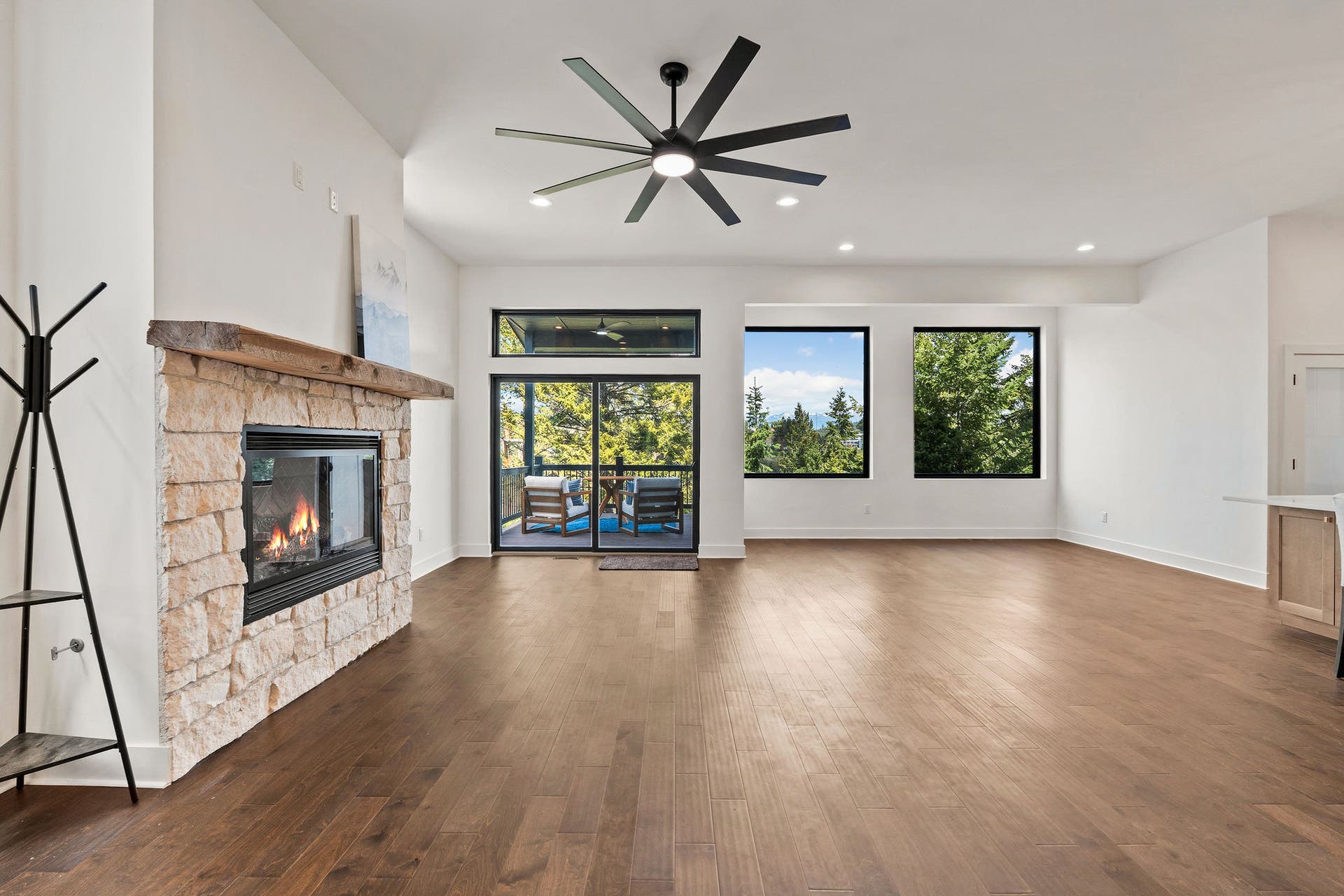215 Whisper Ridge Drive, Bigfork, MT 59911 215 Whisper Ridge Drive, Bigfork, MT 59911