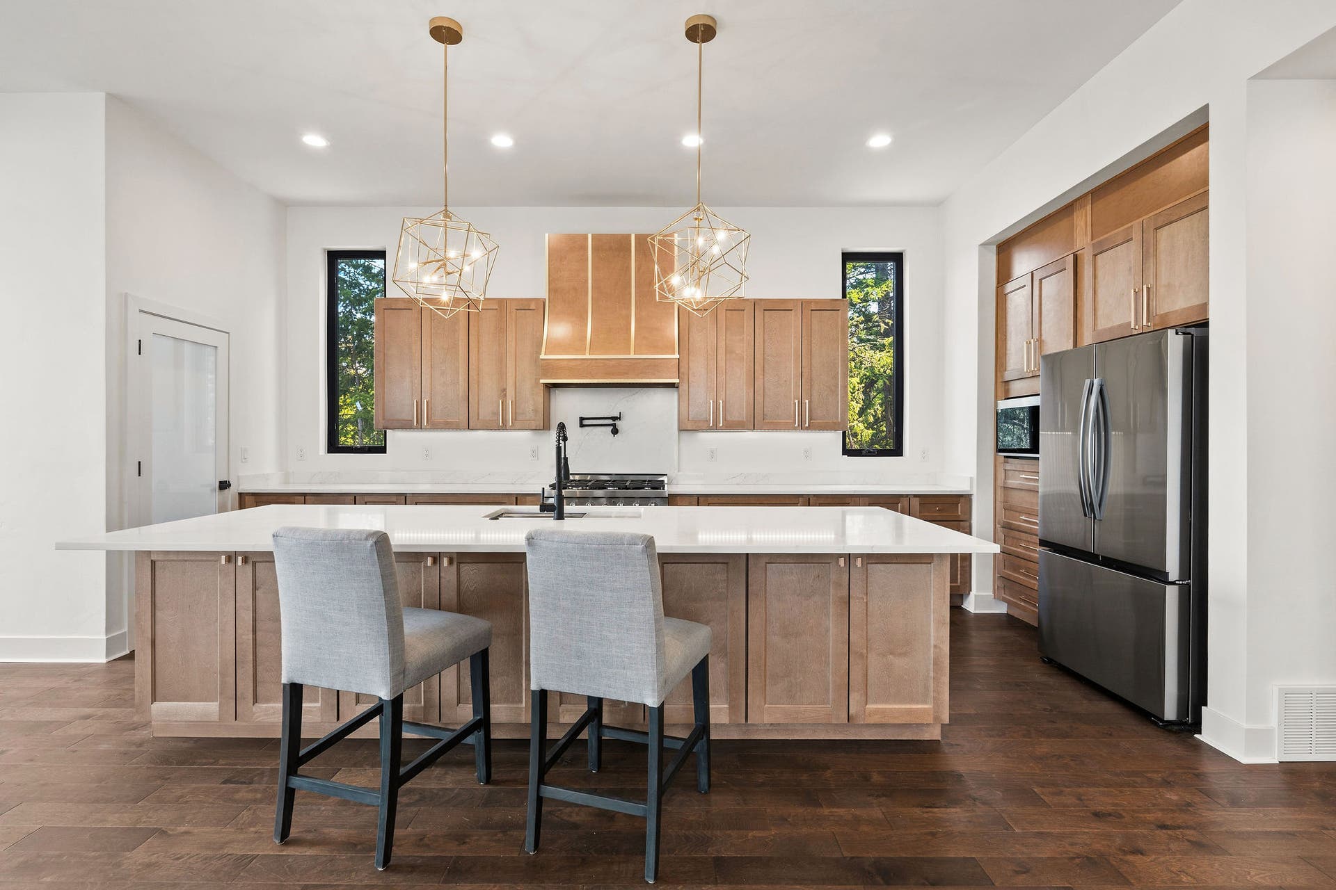 215 Whisper Ridge Drive, Bigfork, MT 59911 215 Whisper Ridge Drive, Bigfork, MT 59911