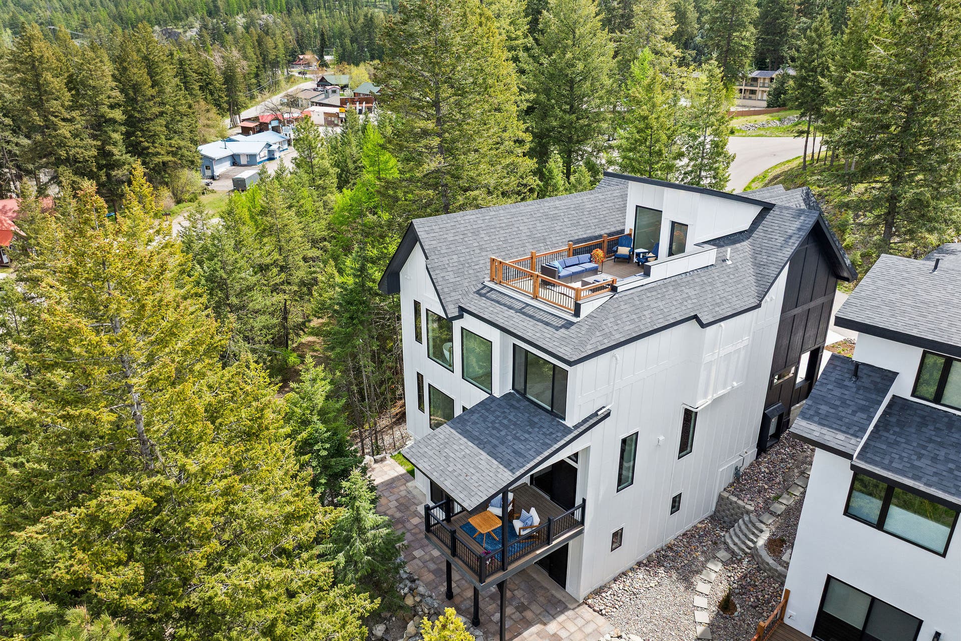 215 Whisper Ridge Drive, Bigfork, MT 59911 215 Whisper Ridge Drive, Bigfork, MT 59911