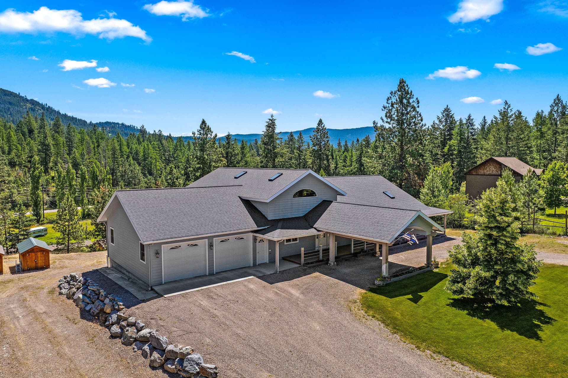 181 Sylvan Drive, Bigfork, MT 59911 4BD/5BA 4,176 SF home