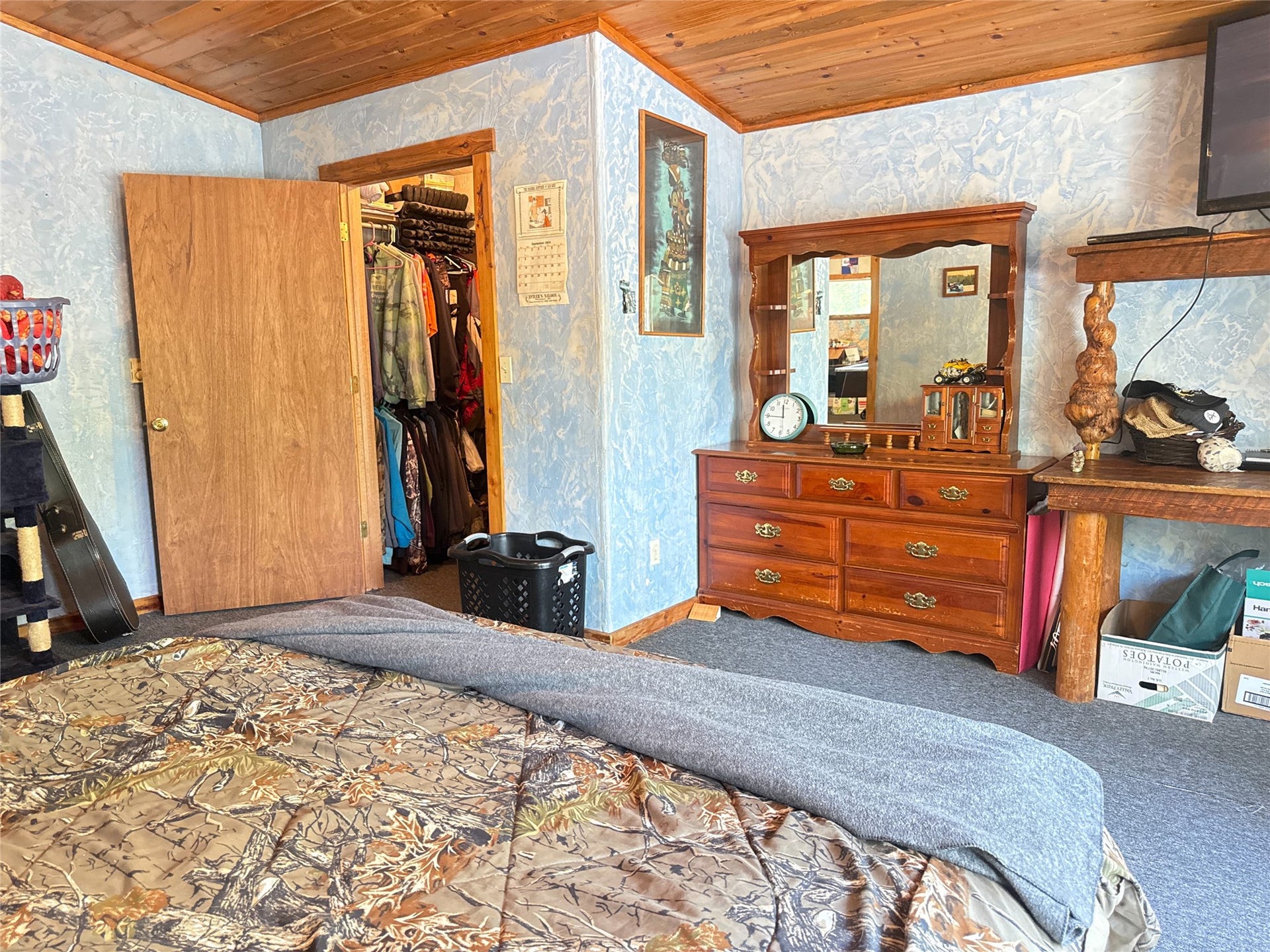 13376 Bug Creek Road, Bigfork, MT 59911 13376 Bug Creek Road, Bigfork, MT 59911