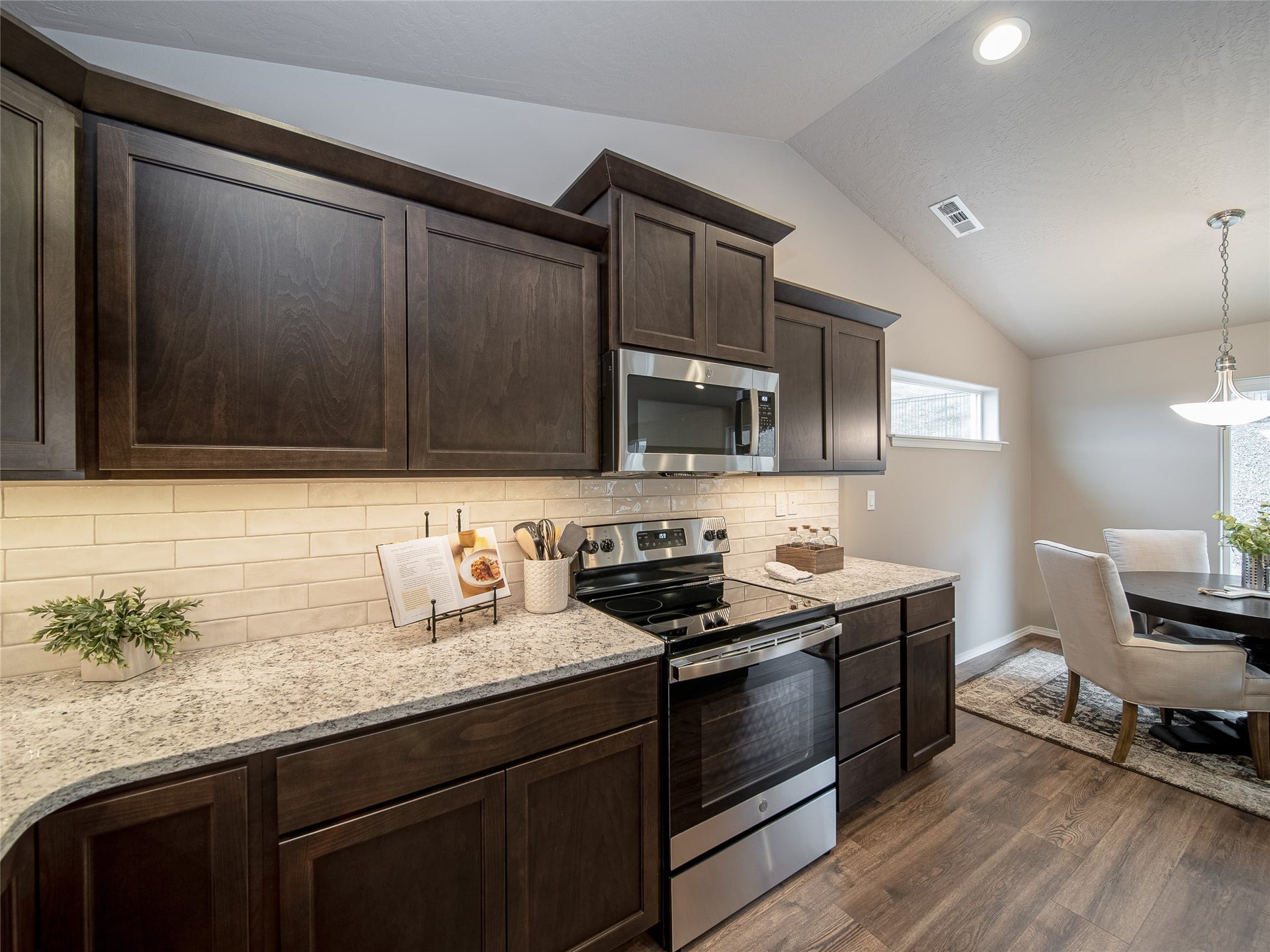 10319 Conterra Drive, Missoula, MT 59808 10319 Conterra Drive, Missoula, MT 59808