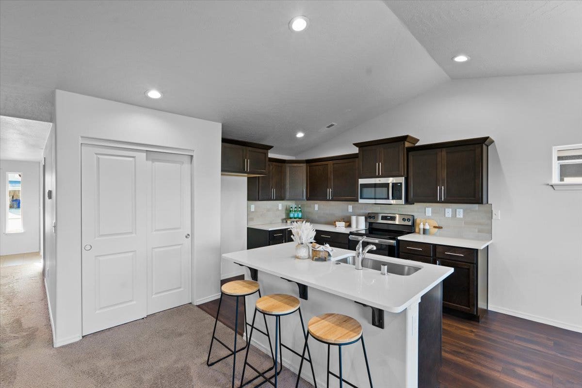 10319 Conterra Drive, Missoula, MT 59808 10319 Conterra Drive, Missoula, MT 59808