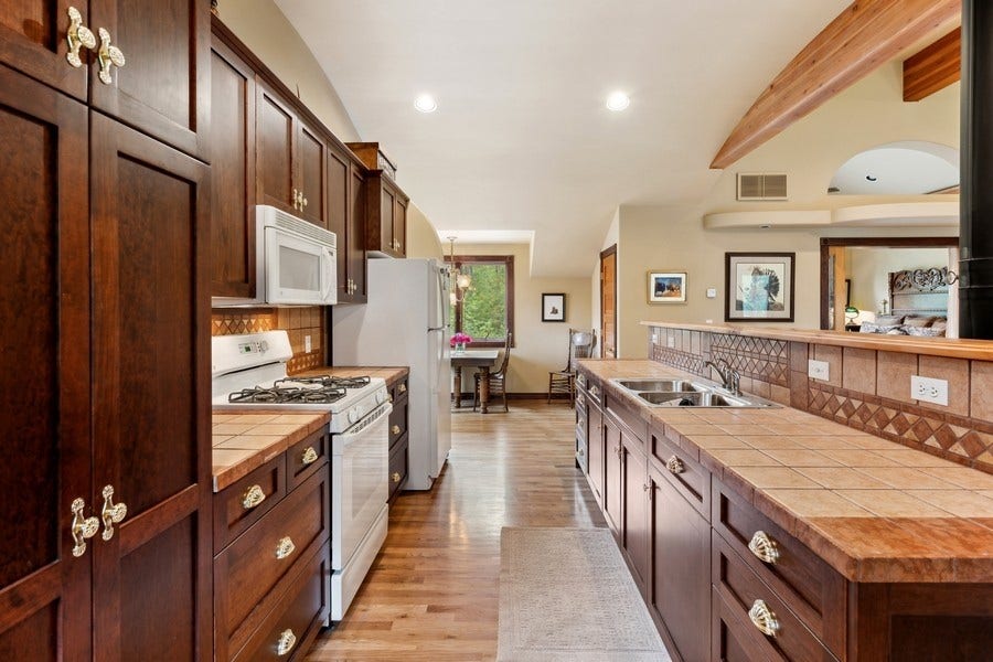 940 McCaffery Road, Bigfork, MT 59911 Guest Apartment Kitchen