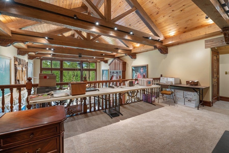 940 McCaffery Road, Bigfork, MT 59911 Loft Office Area