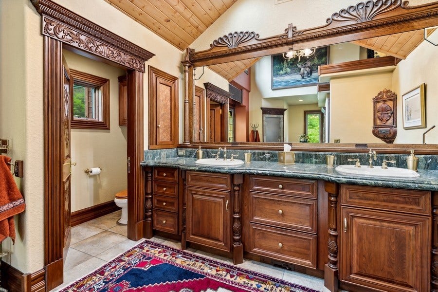 940 McCaffery Road, Bigfork, MT 59911 Primary Bath Vanity