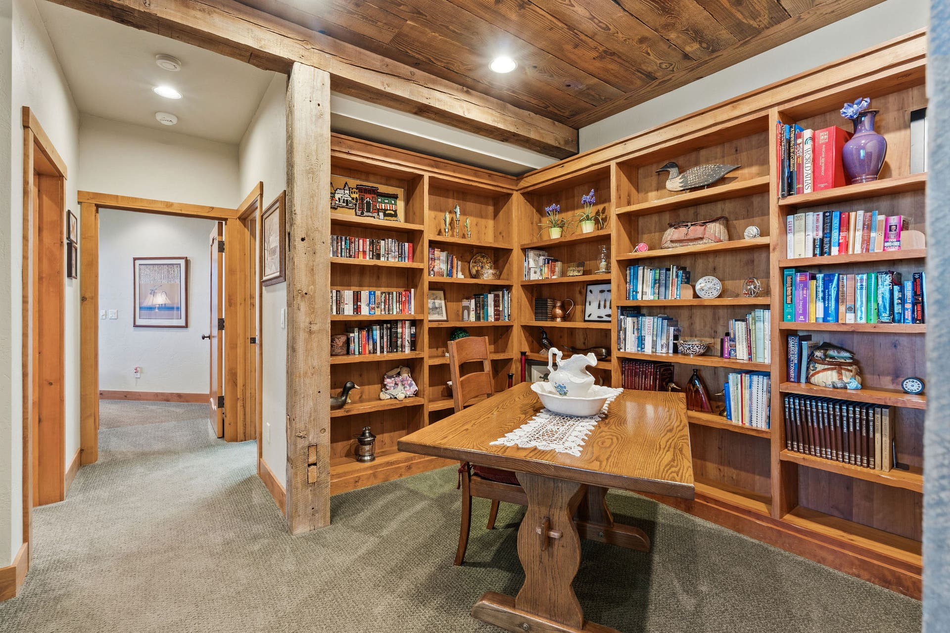 599 Pommel Drive, Bigfork, MT 59911 Library shelving for your collections and books