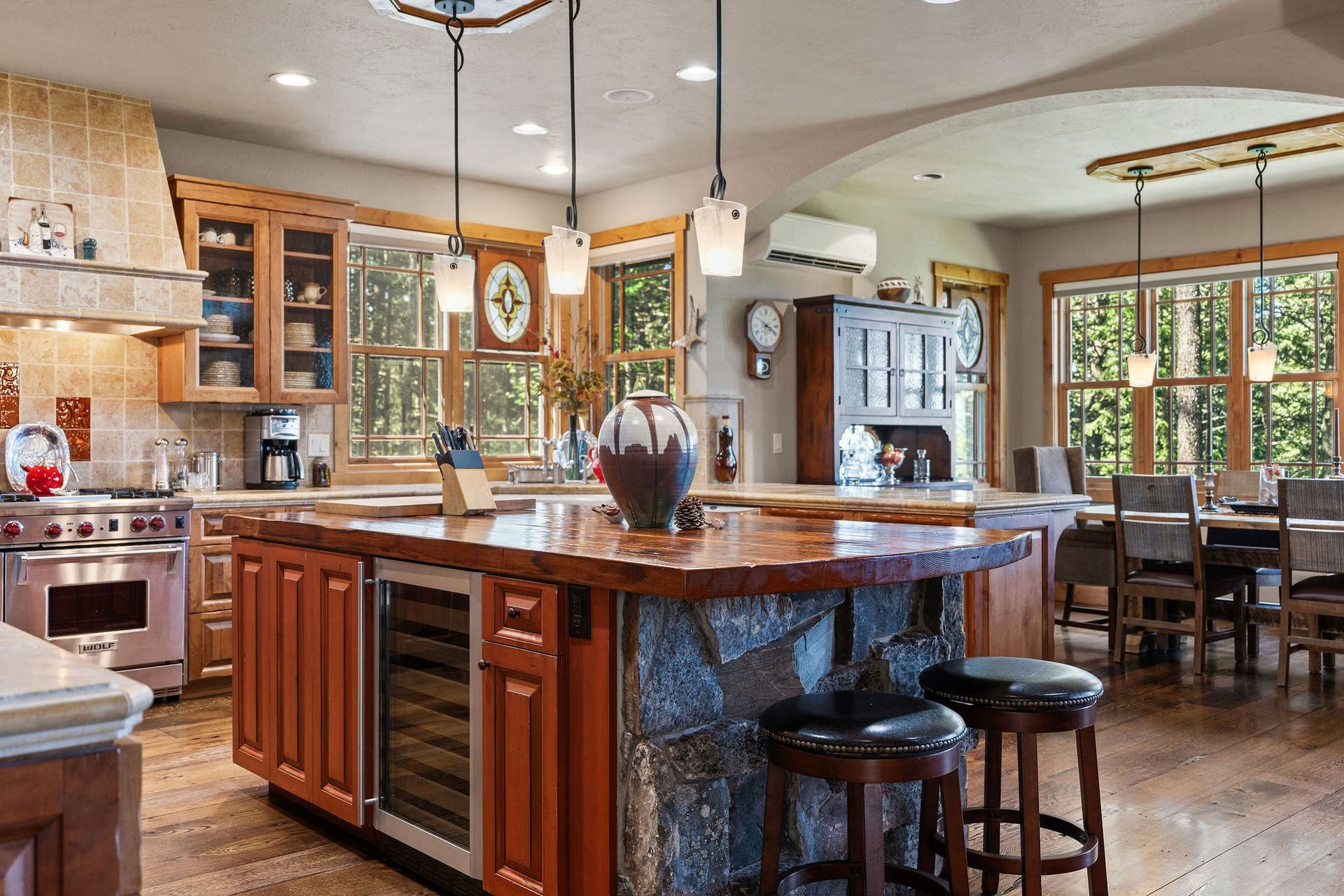 599 Pommel Drive, Bigfork, MT 59911 Wine cooler in the center island