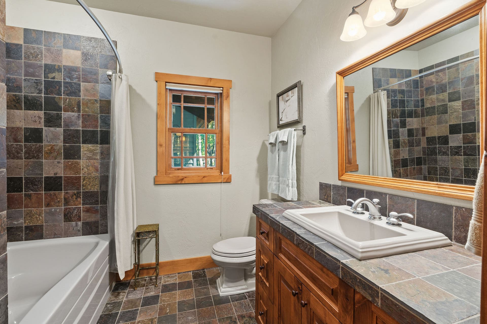599 Pommel Drive, Bigfork, MT 59911 Main level Ensuite