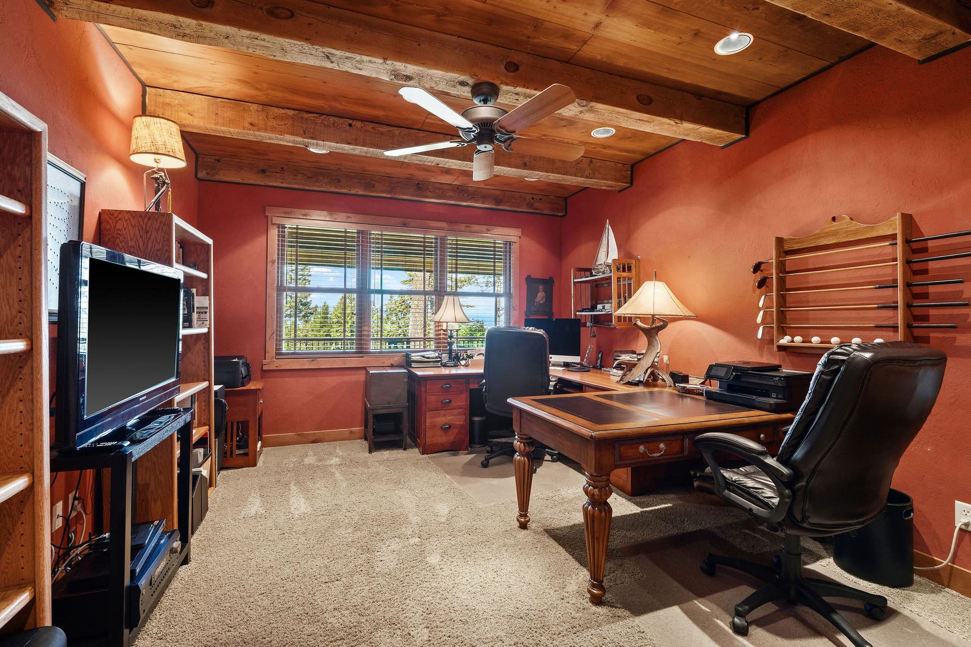 599 Pommel Drive, Bigfork, MT 59911 Private study