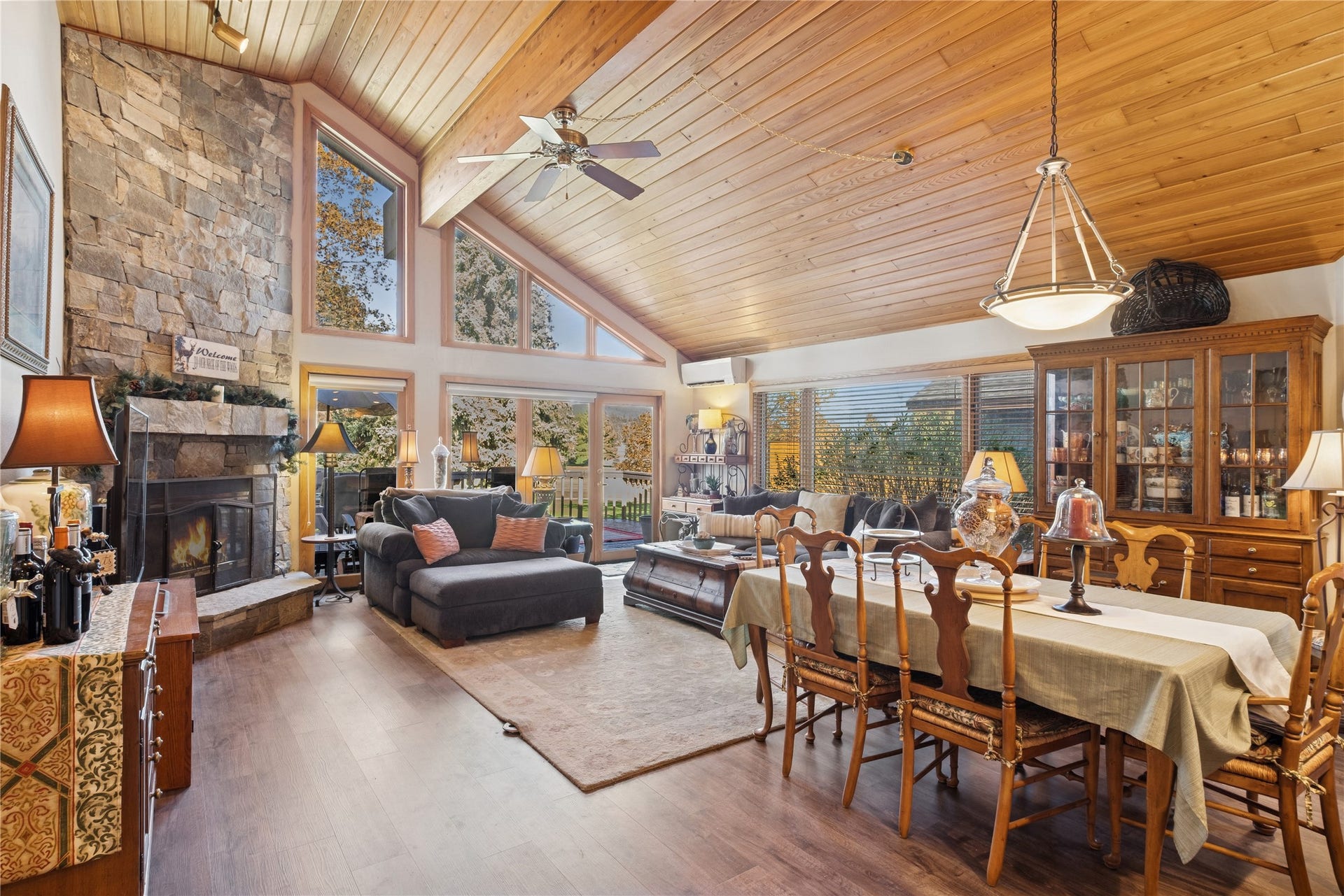 85 Golf Terrace, Bigfork, MT 59911 Open and light main living area