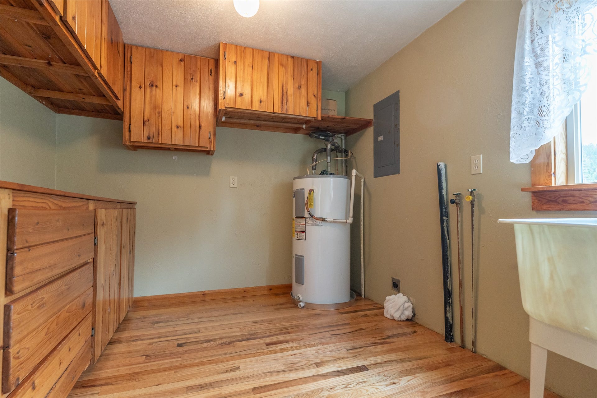 104 and 108 Remington Road, Noxon, MT 59853 104 and 108 Remington Road, Noxon, MT 59853