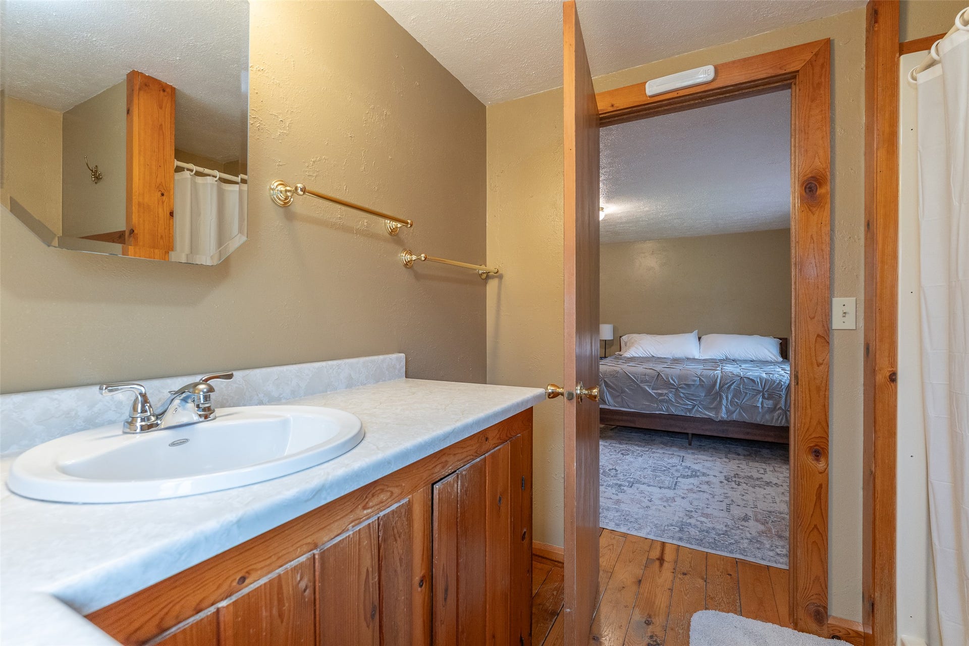 104 and 108 Remington Road, Noxon, MT 59853 104 and 108 Remington Road, Noxon, MT 59853