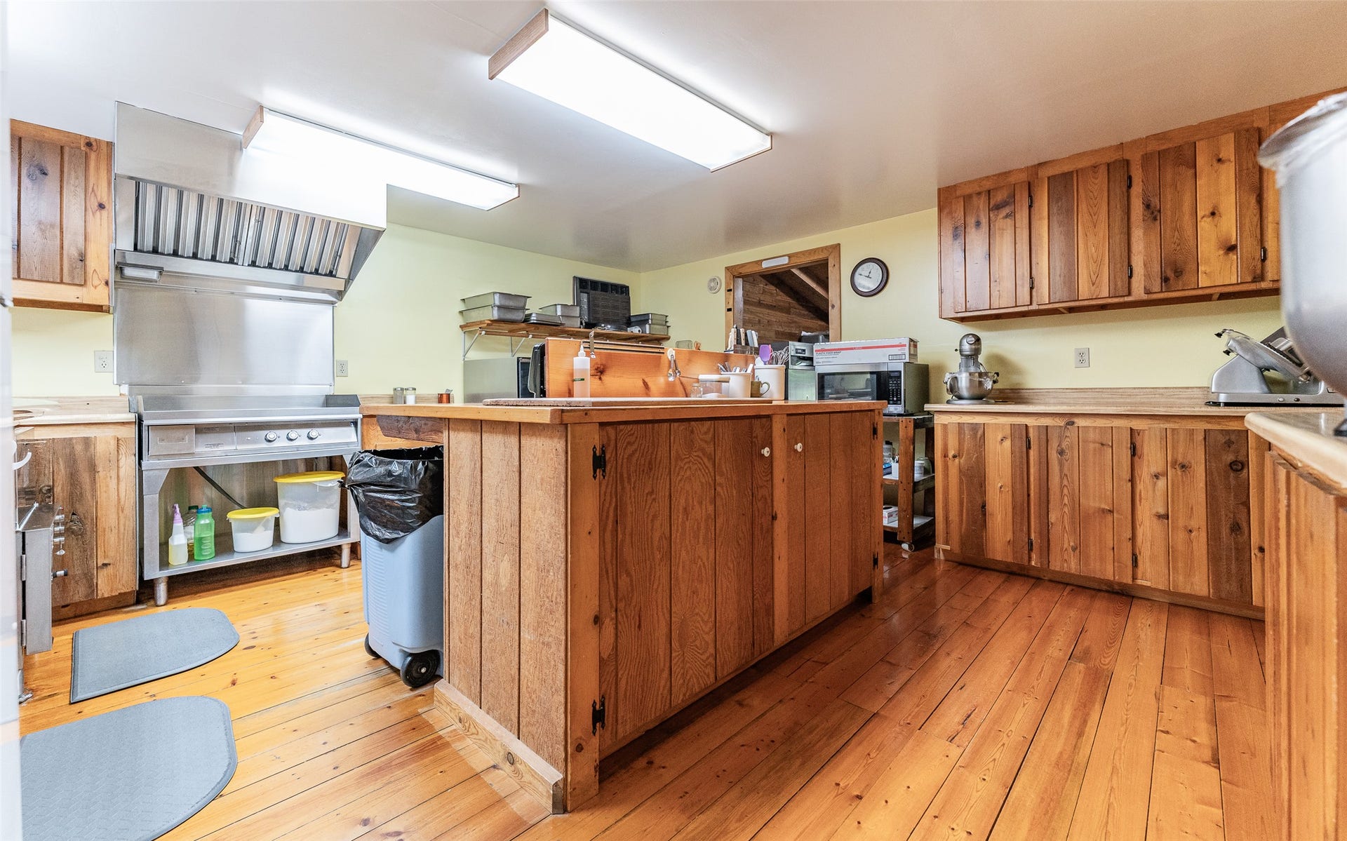 100 Remington Road, Noxon, MT 59853 100 Remington Road, Noxon, MT 59853