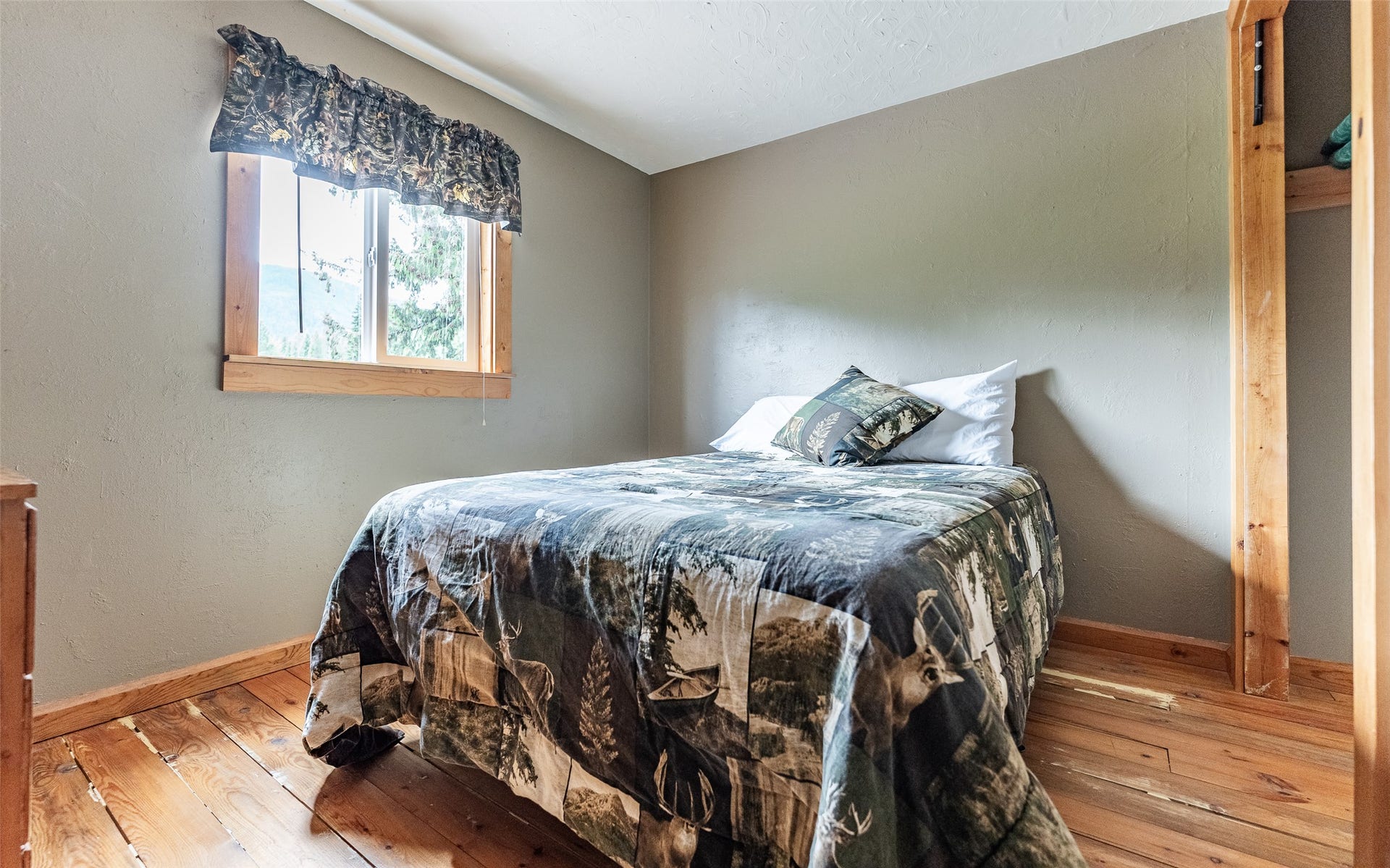 100 Remington Road, Noxon, MT 59853 100 Remington Road, Noxon, MT 59853