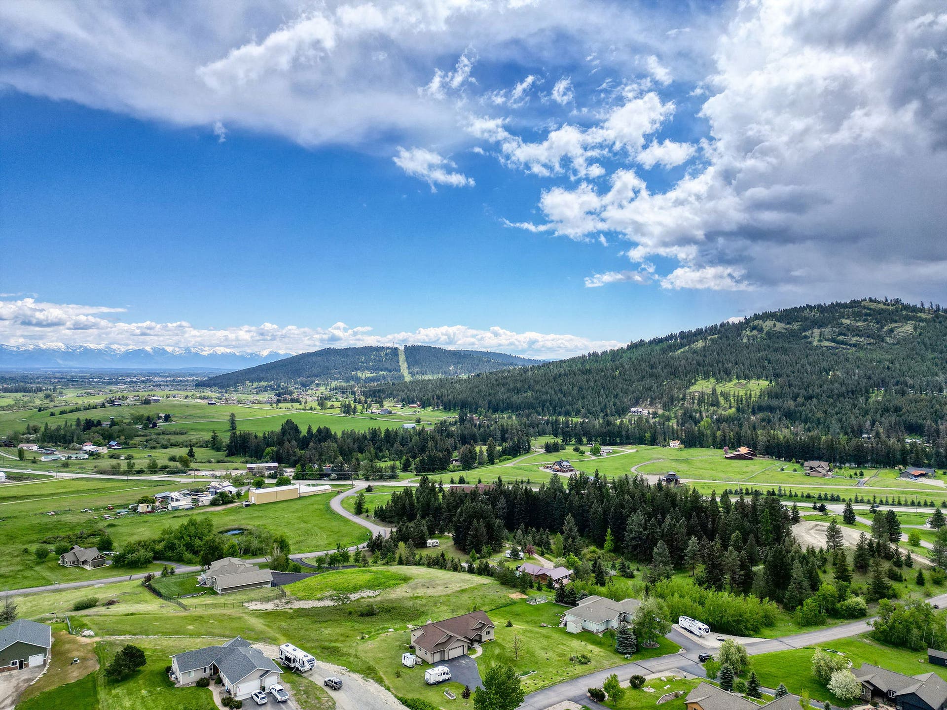 130 Ashley Hills Drive, Kalispell, MT 59901 Beautiful Setting