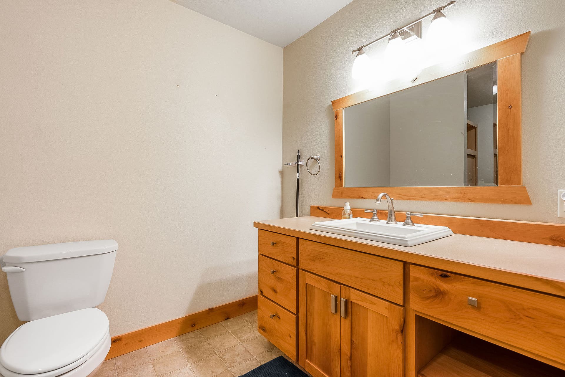 130 Ashley Hills Drive, Kalispell, MT 59901 Lower Level Bath