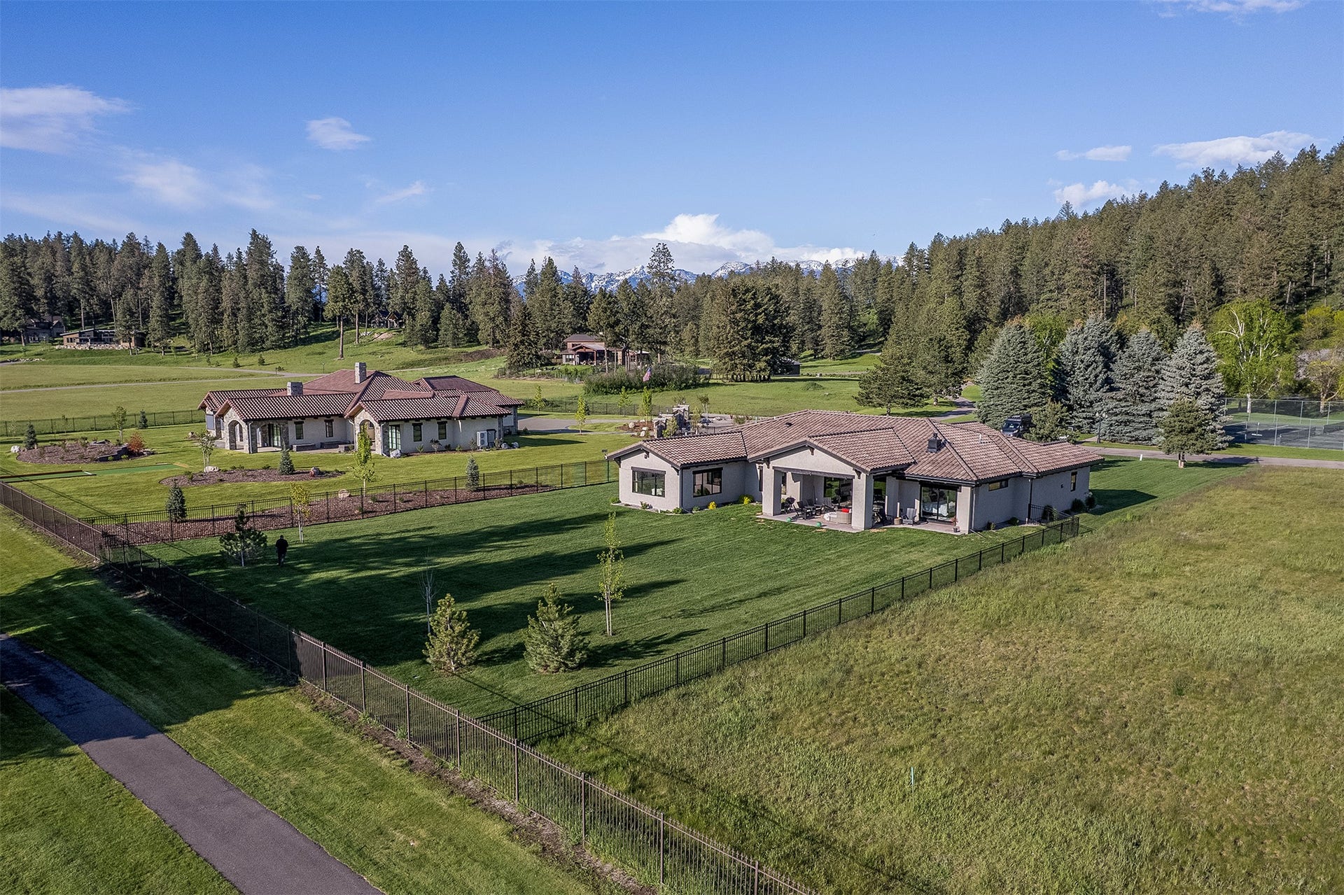 344 Chapman Lane, Bigfork, MT 59911 344 Chapman Lane, Bigfork, MT 59911