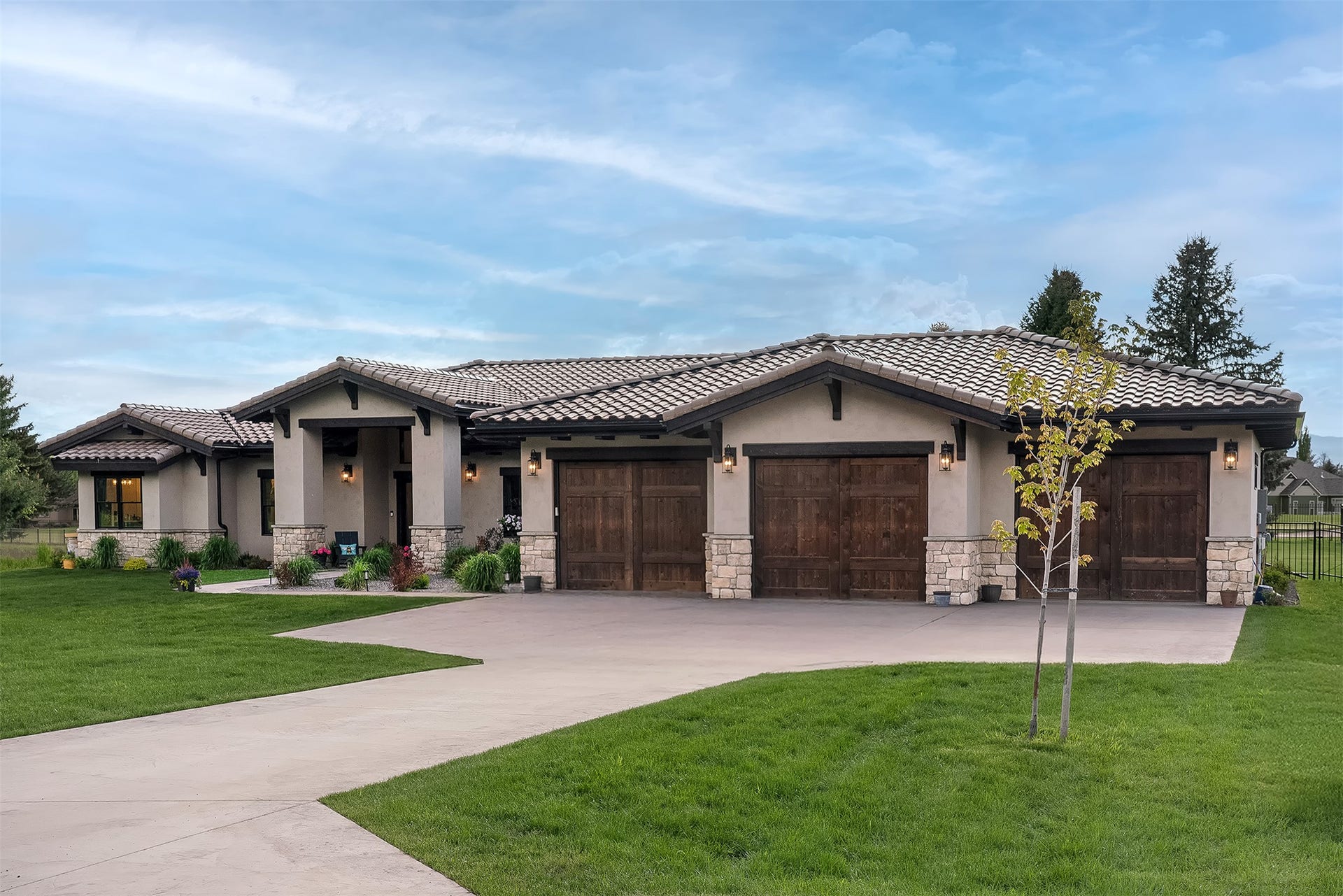 344 Chapman Lane, Bigfork, MT 59911 344 Chapman Lane, Bigfork, MT 59911