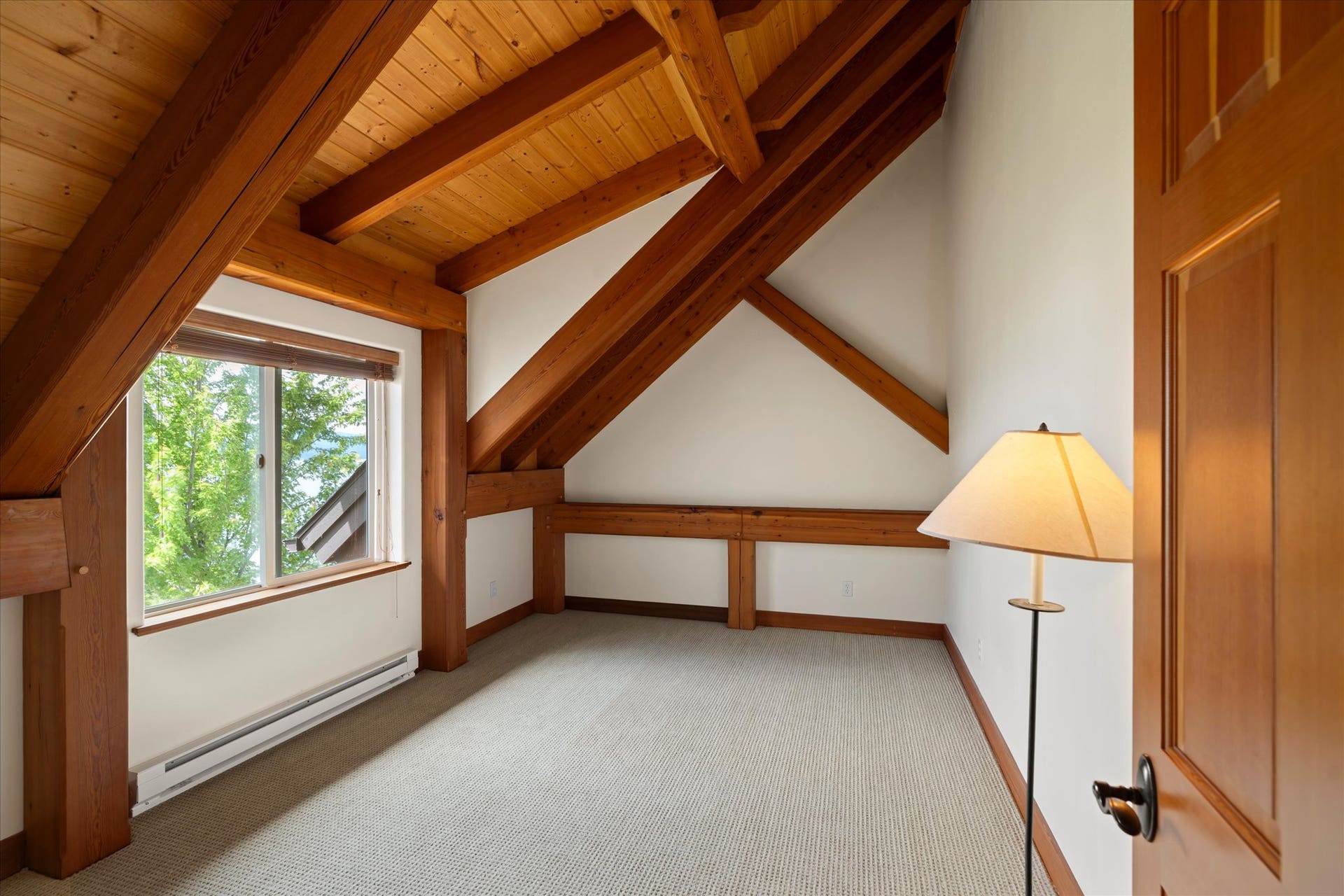 Upstairs Bedroom 2