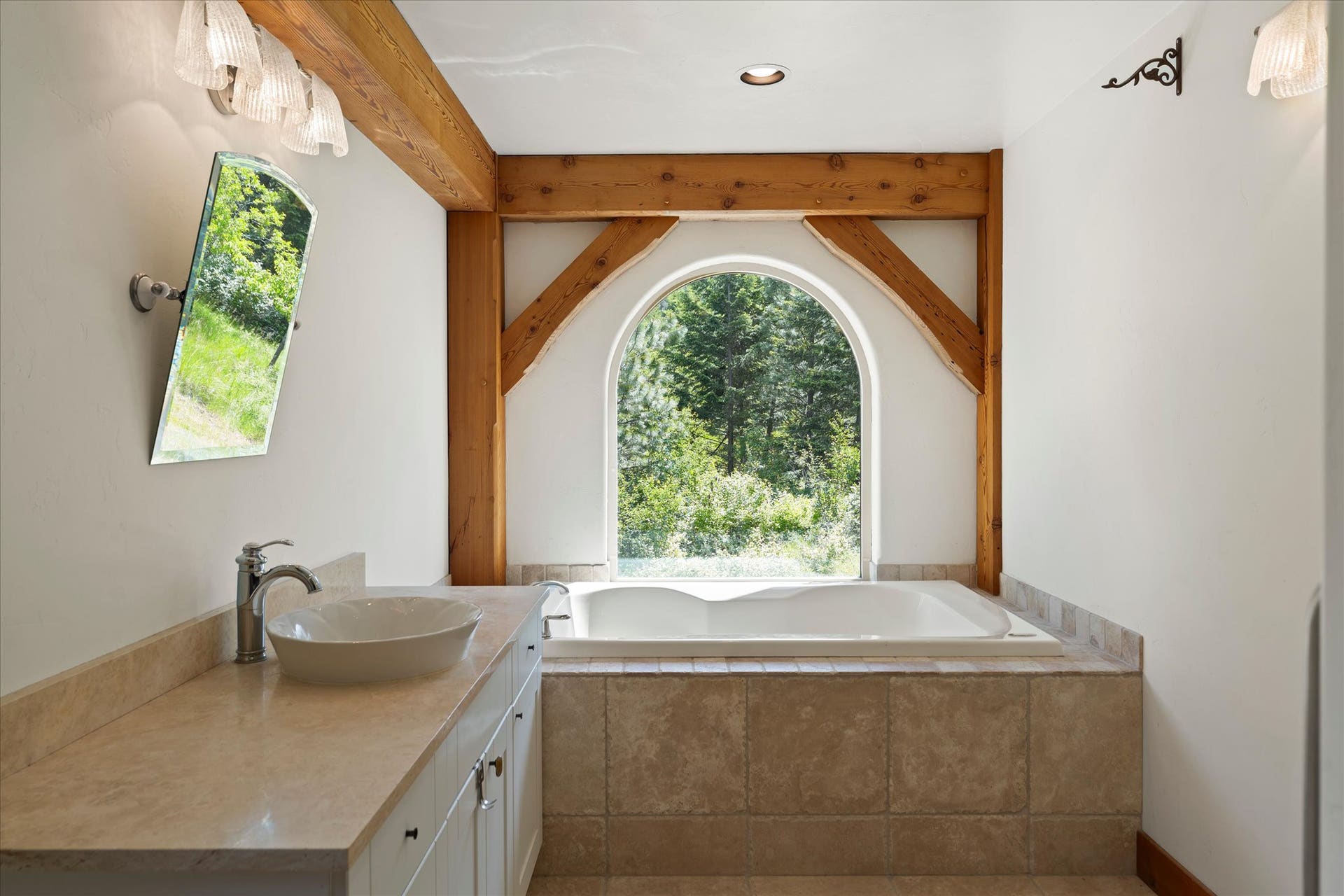 Bathroom Main Floor