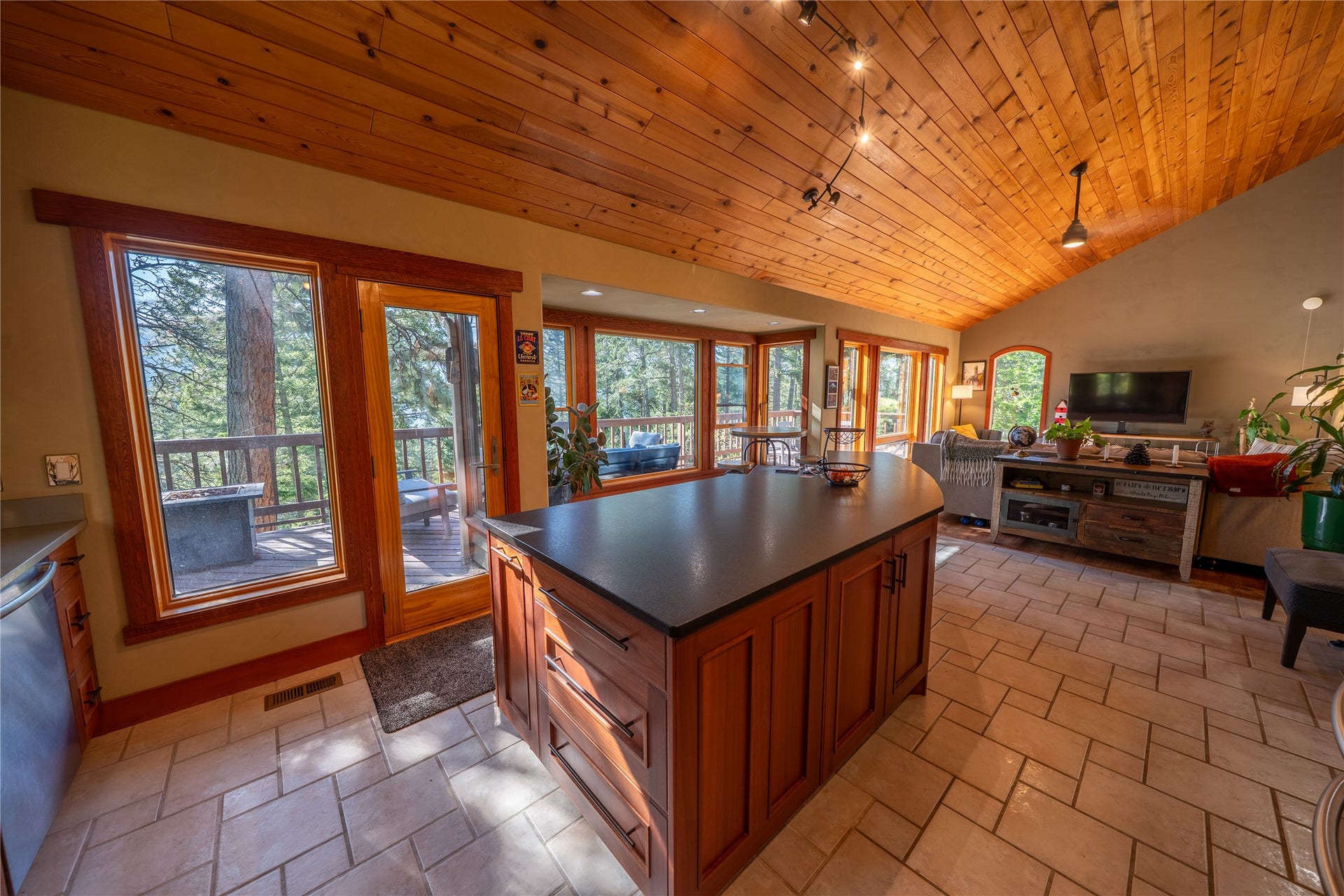 14458 Cherry Drive, Bigfork, MT 59911 14458 Cherry Drive, Bigfork, MT 59911