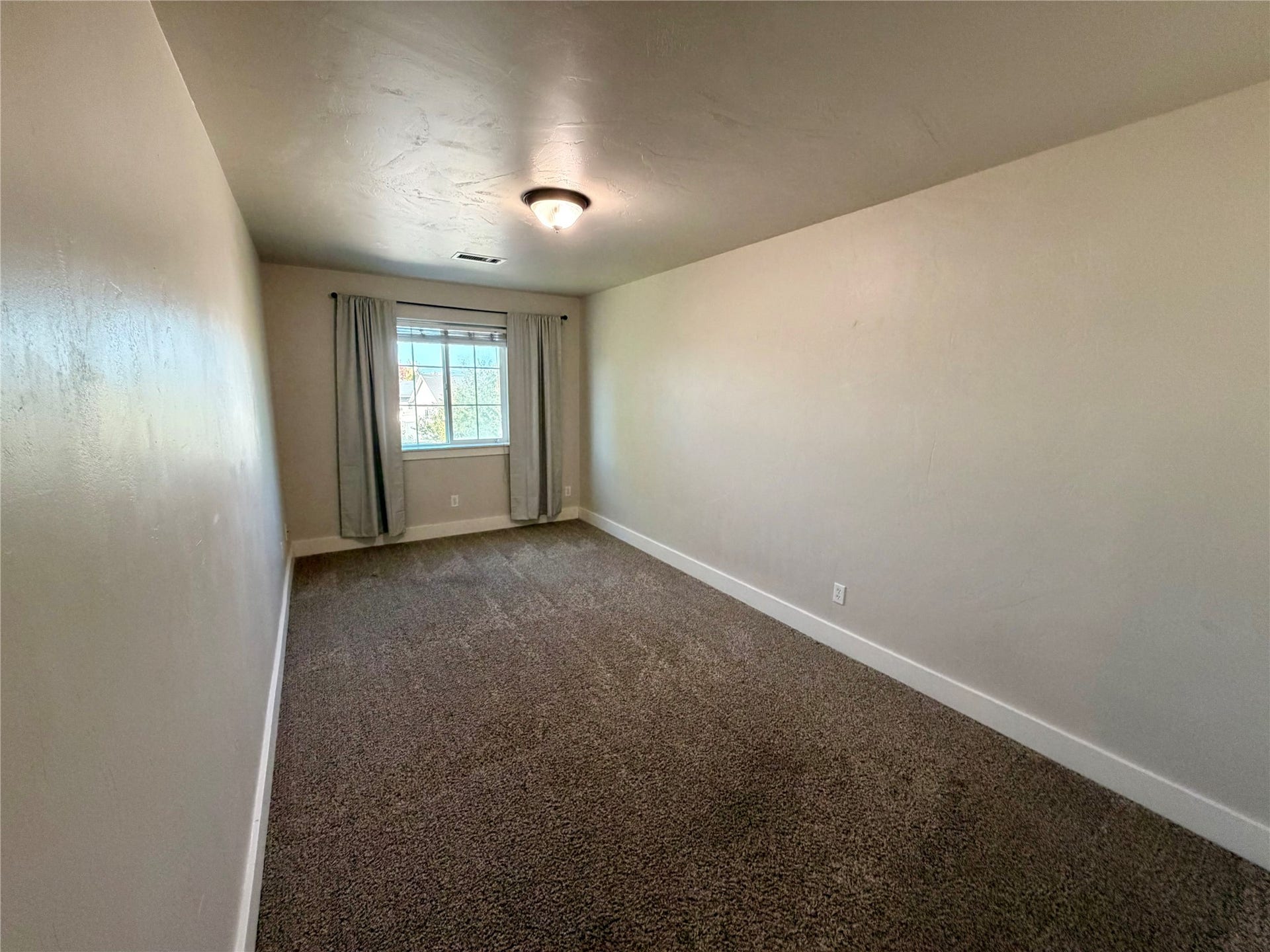 2 Empire Loop, Kalispell, MT 59901 Perfectly sized 3rd bedroom.