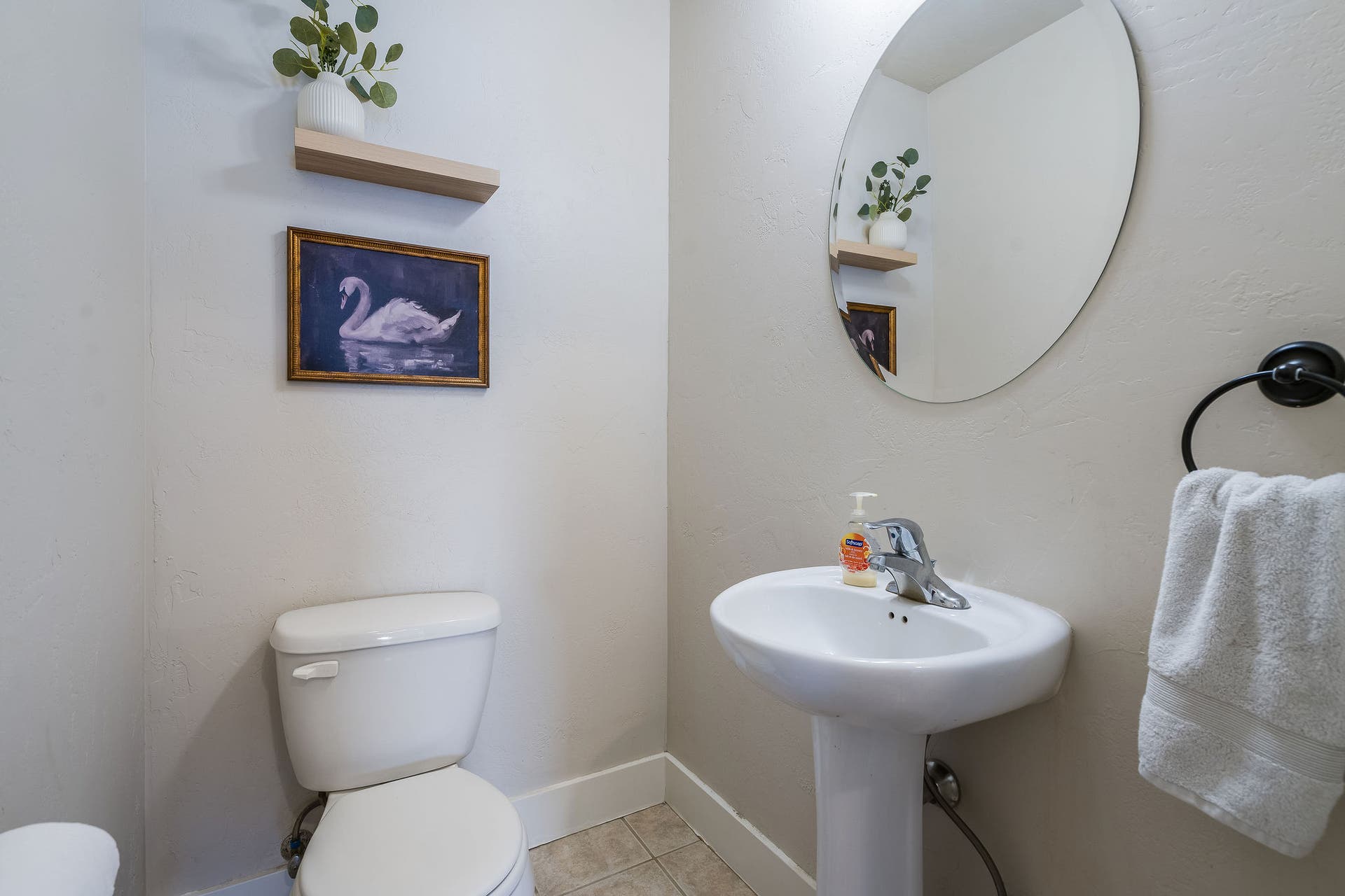 2 Empire Loop, Kalispell, MT 59901 Main level half bathroom for guests.