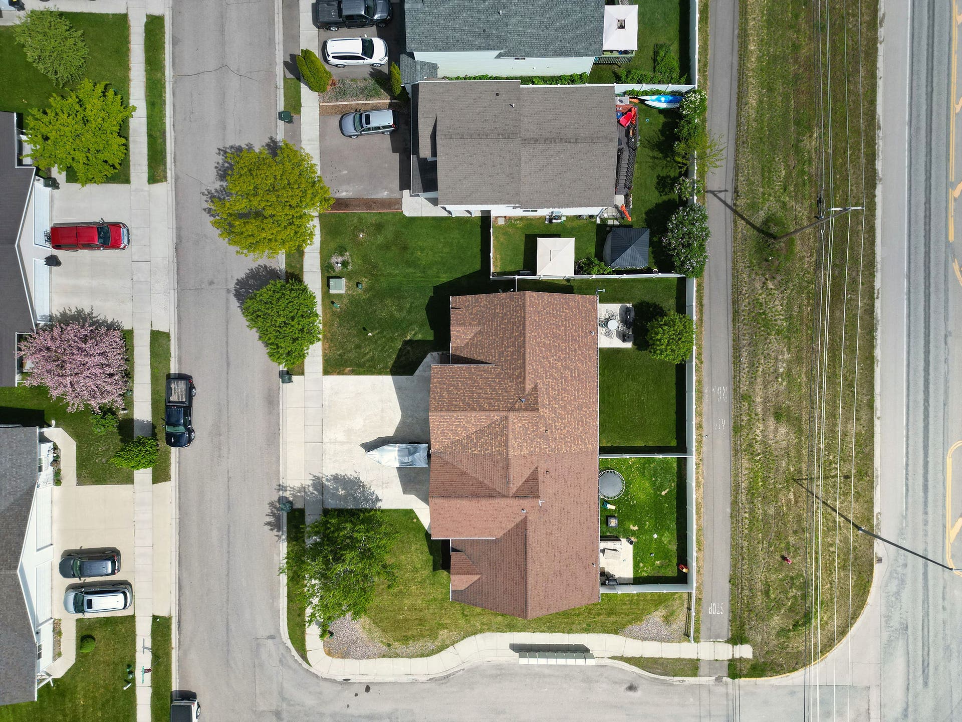 2 Empire Loop, Kalispell, MT 59901 Direct access to the famous Rails to Trails bike path located right out your back door!