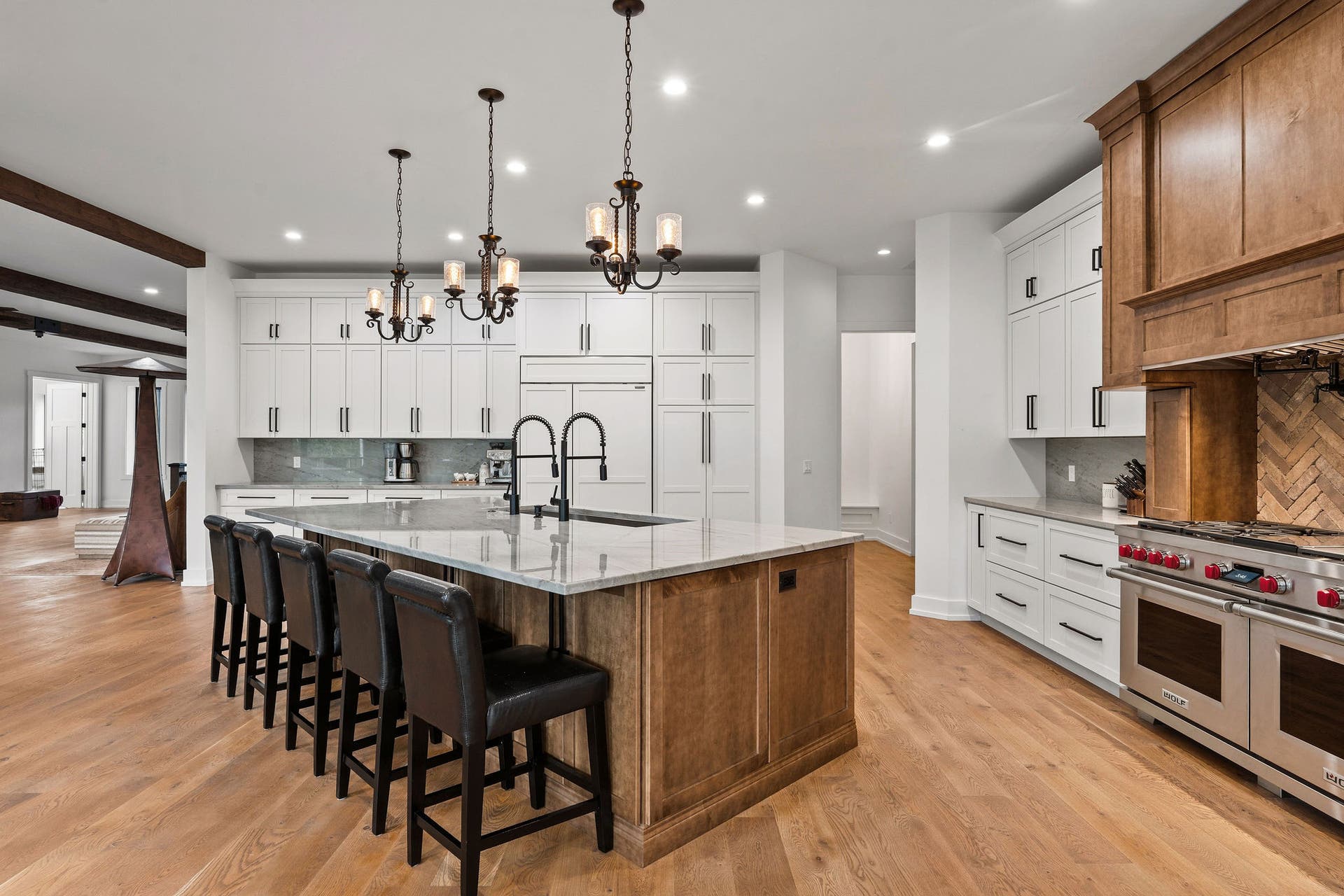 14051 Big Rock Way, Bigfork, MT 59911 Quartzite natural stone countertops