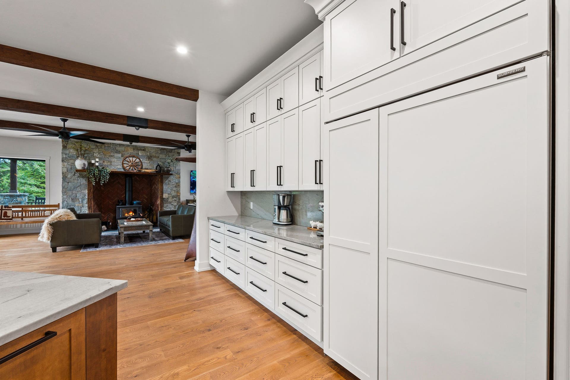 14051 Big Rock Way, Bigfork, MT 59911 Extensive cabinetry with custom soft-close pull-out cabinets