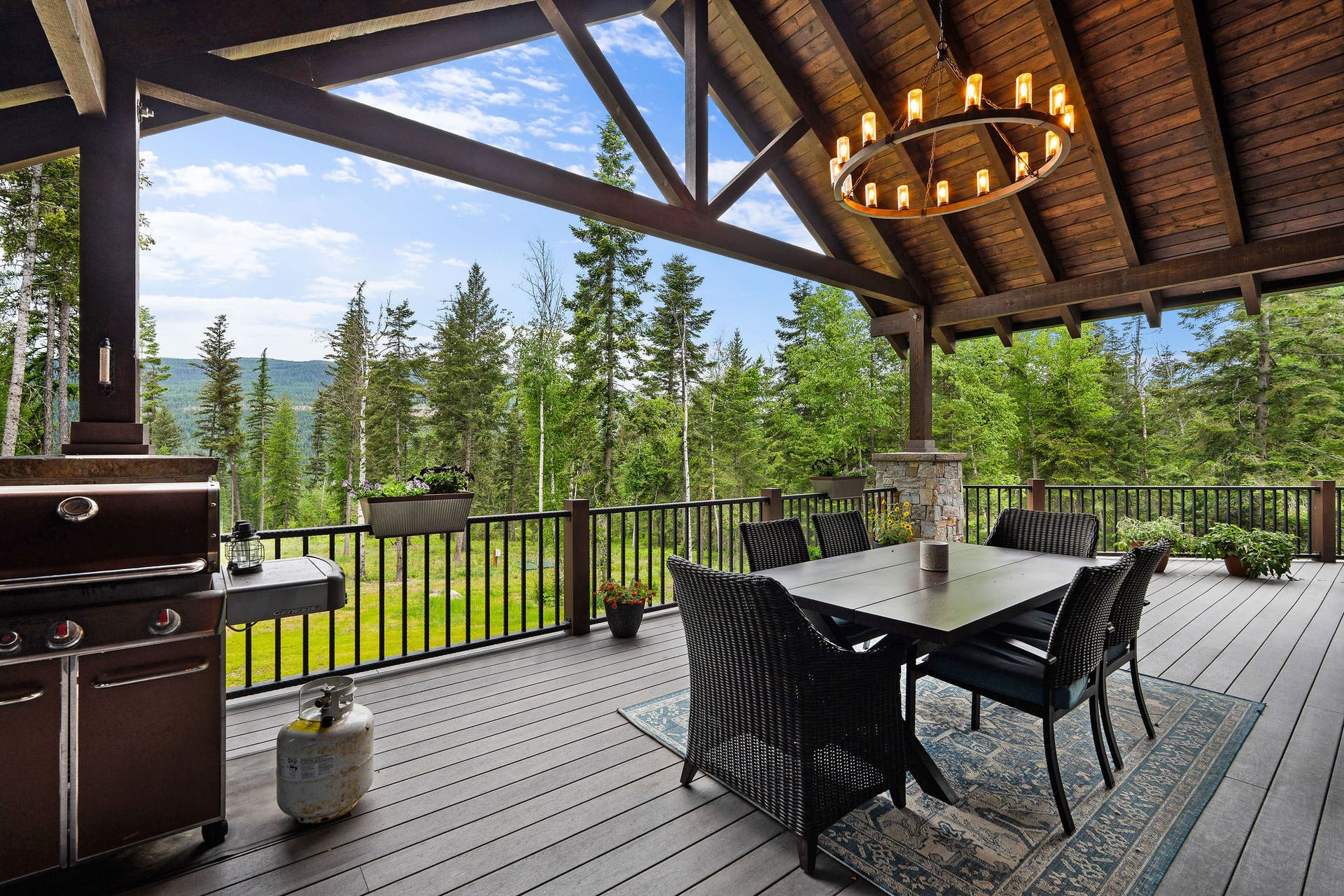 14051 Big Rock Way, Bigfork, MT 59911 Ever Grain composite decking