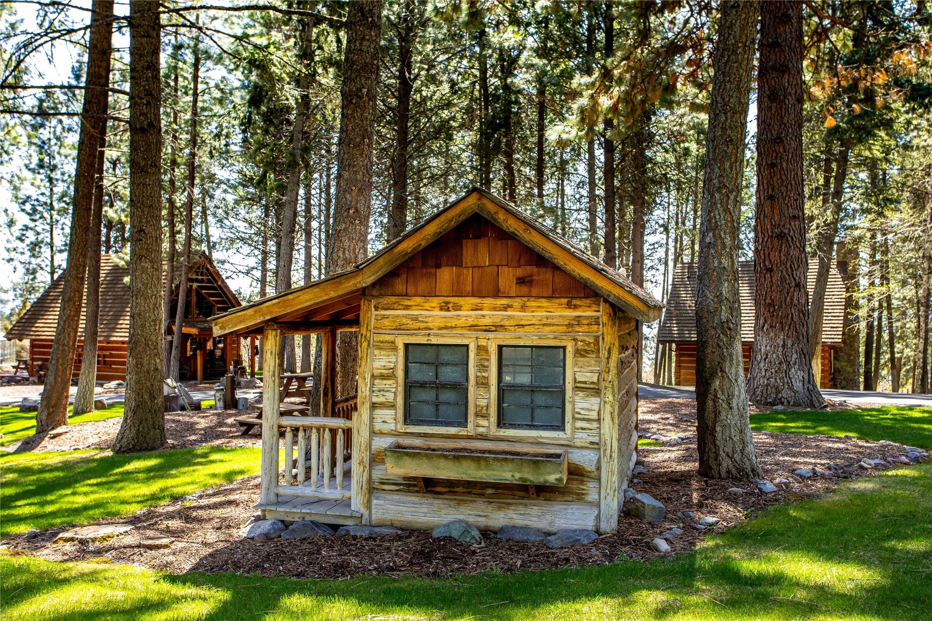 13518 Sylvan Drive, Bigfork, MT 59911 Childs cabin