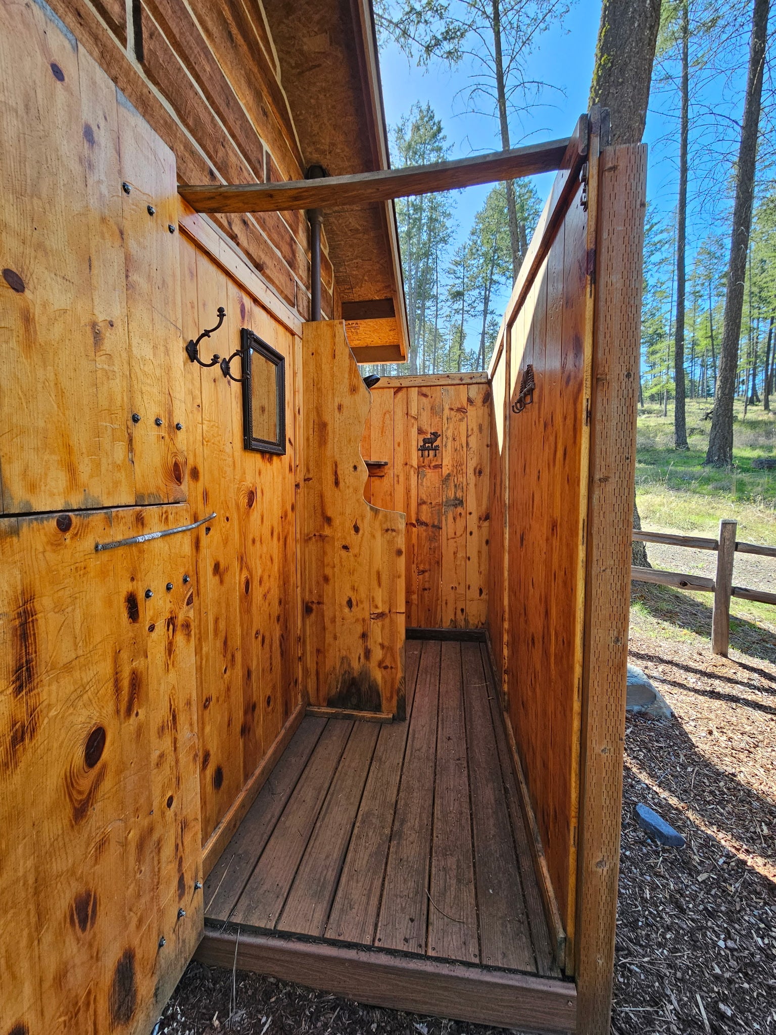 13518 Sylvan Drive, Bigfork, MT 59911 Eagles Nest outdoor shower