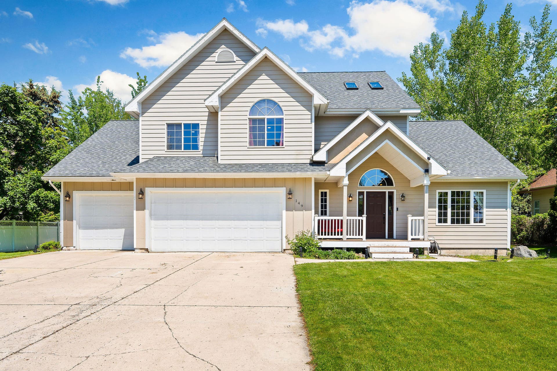 149 River View Drive, Kalispell, MT 59901 149 River View Drive, Kalispell, MT 59901