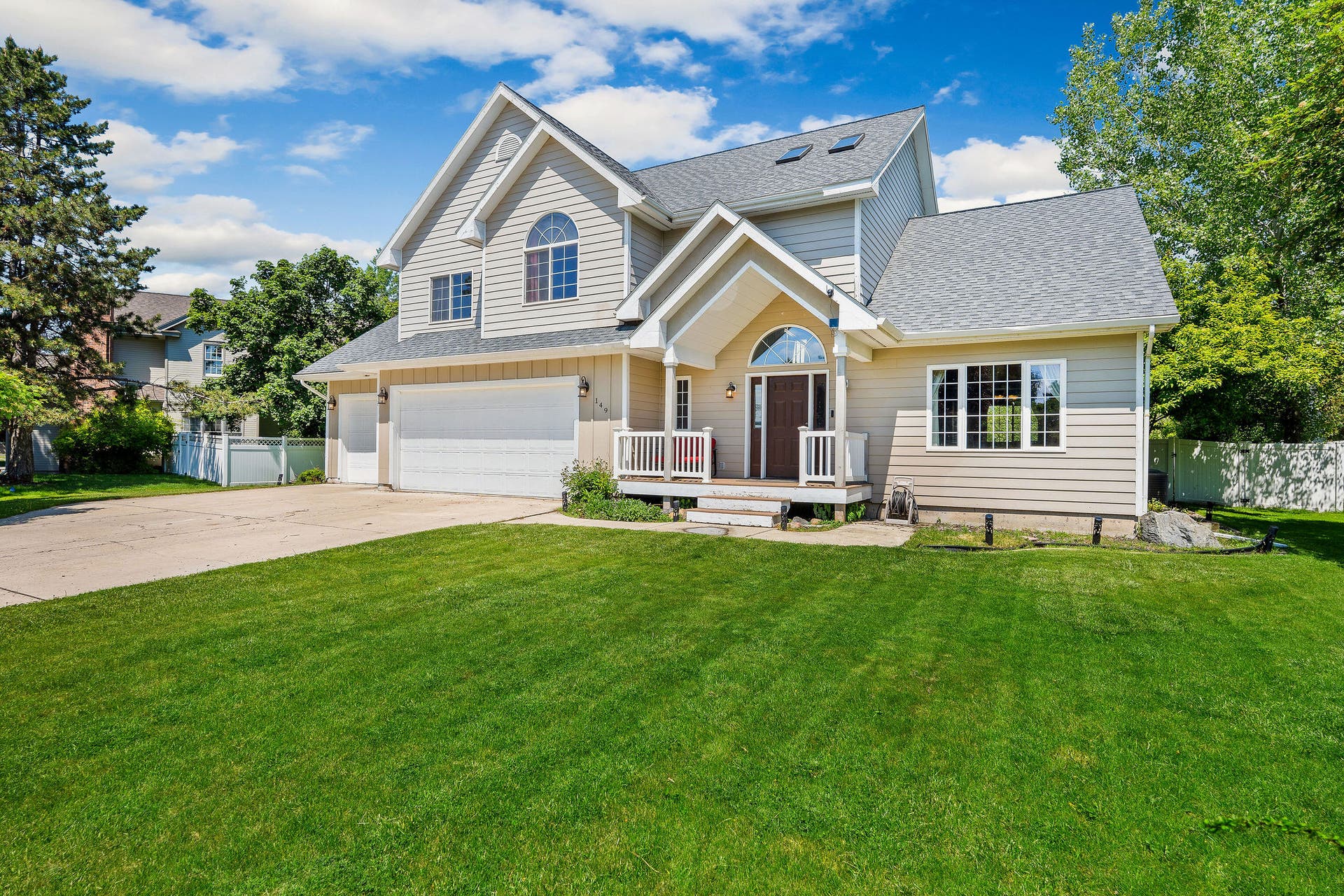 149 River View Drive, Kalispell, MT 59901 149 River View Drive, Kalispell, MT 59901